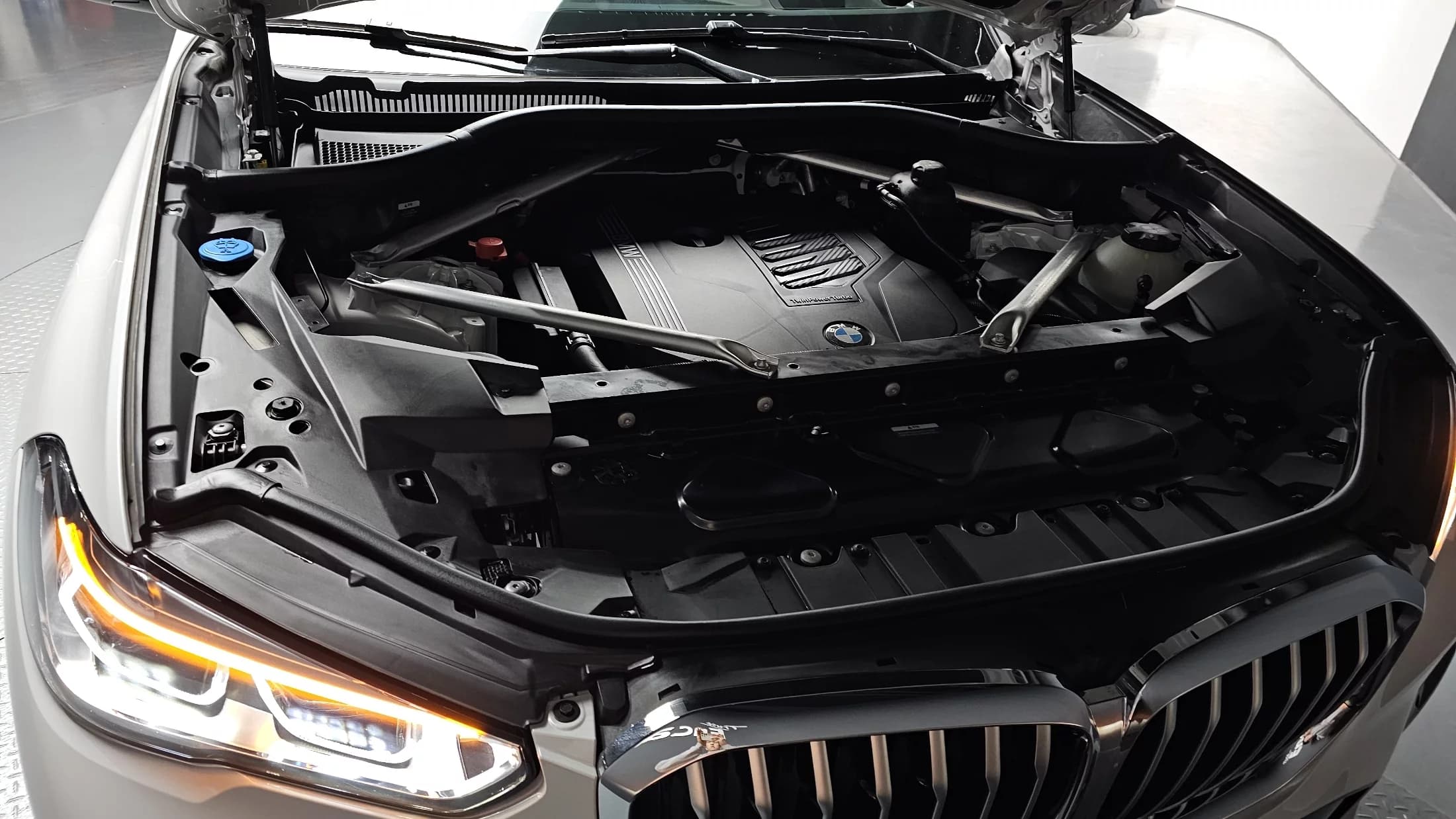 BMW X5 xDrive 40i M Sport, 2023 г. 9061 км. — фото 6
