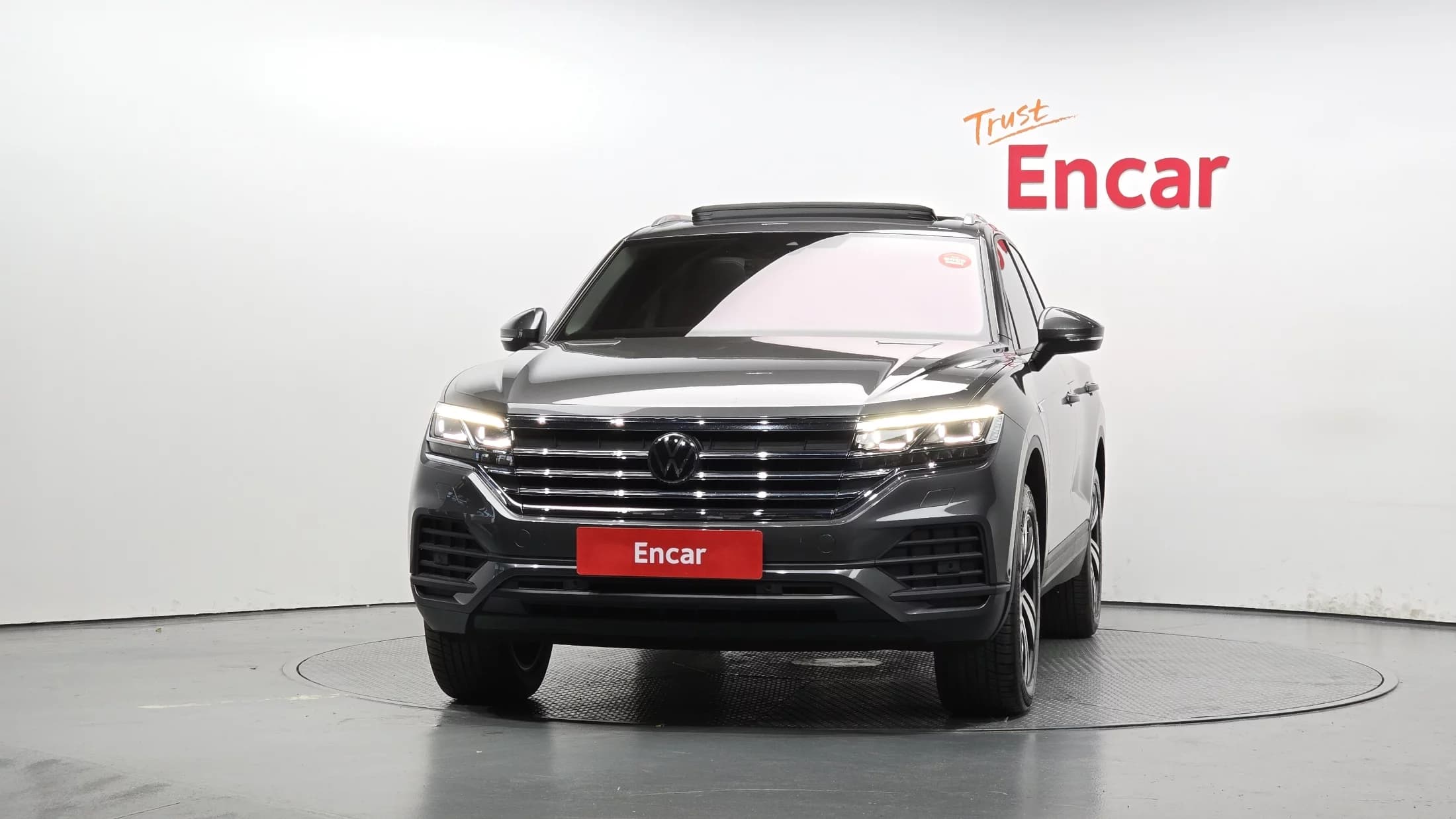 Volkswagen Touareg 3.0 TDI Premium, 2023 г. 41175 км. — фото 3