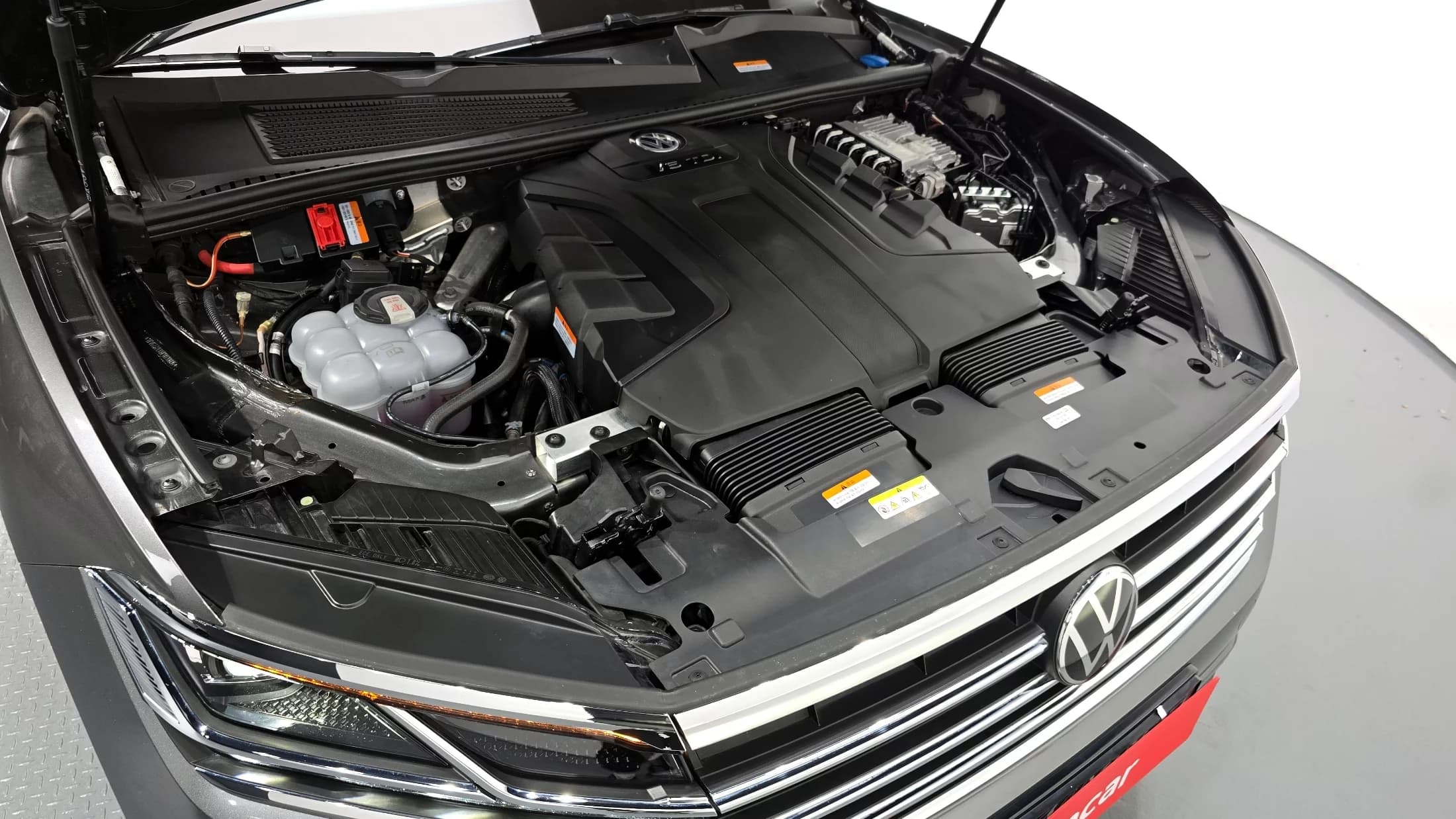 Volkswagen Touareg 3.0 TDI Premium, 2023 г. 41175 км. — фото 6