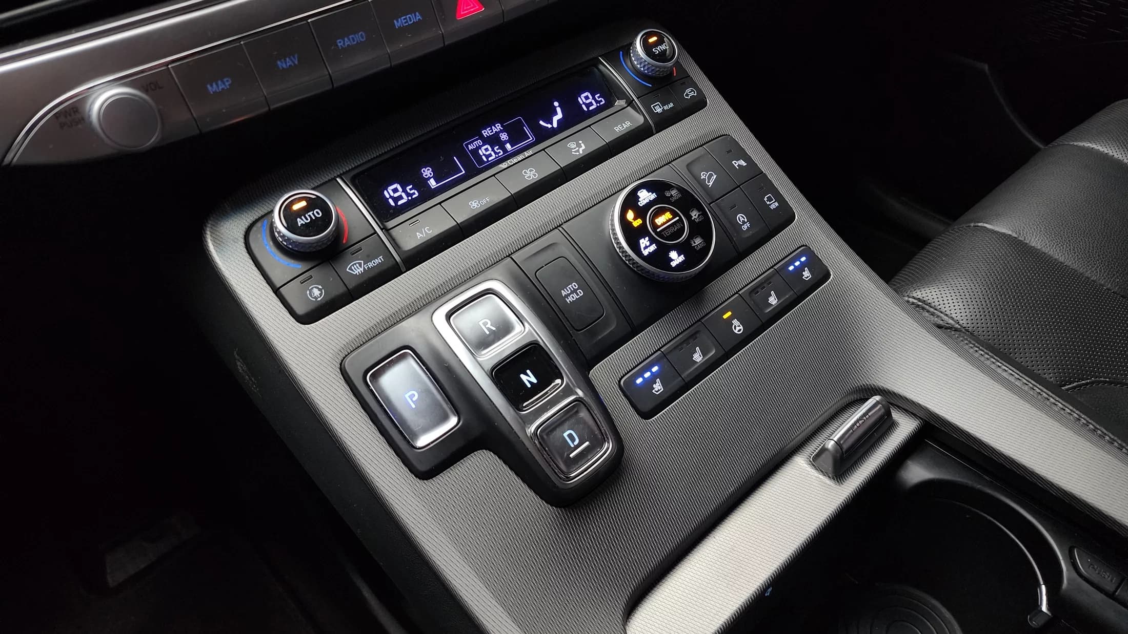 Hyundai Palisade Gasoline 3.8 4WD Prestige, 2022 г. 26460 км. — фото 9