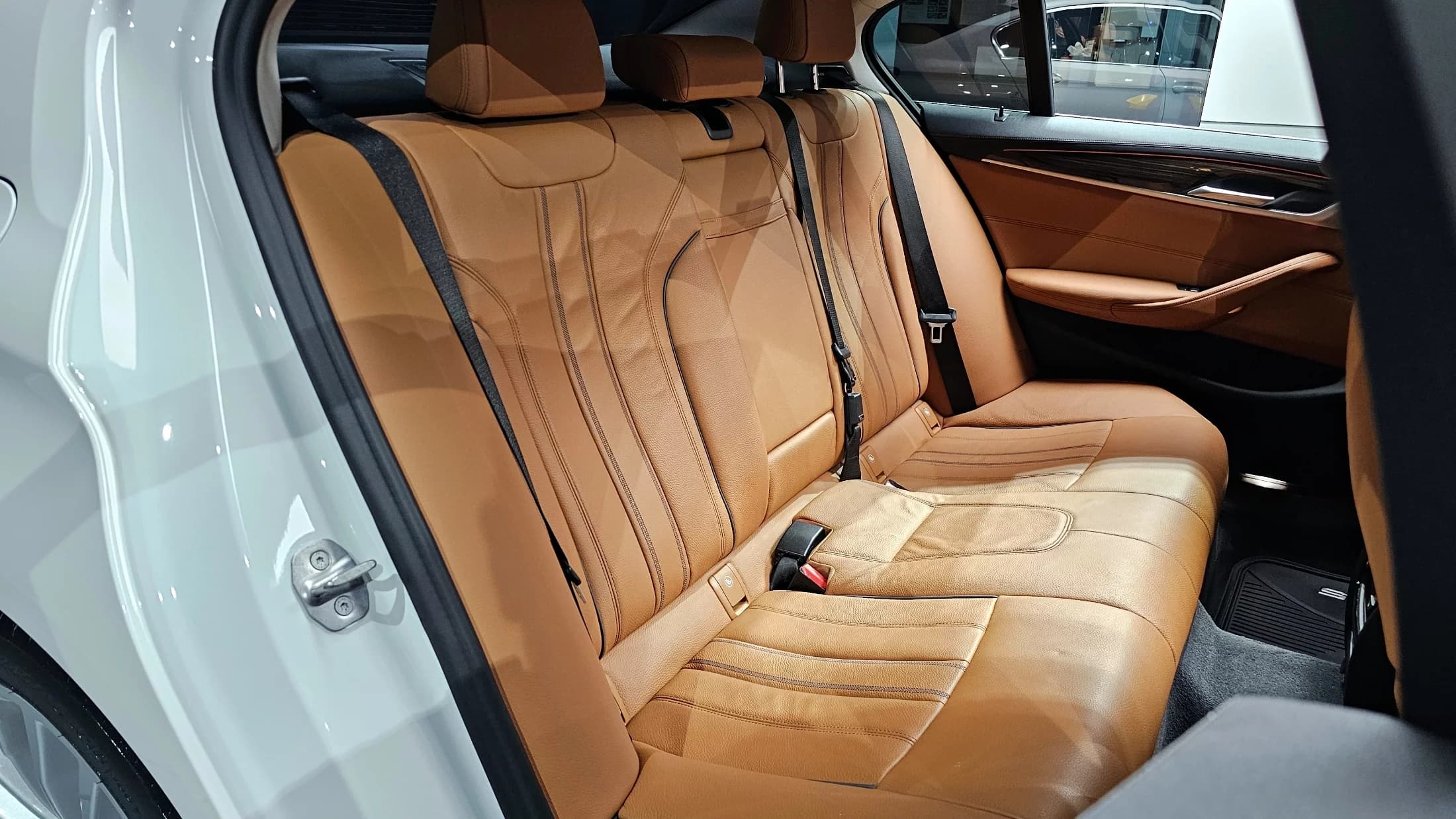 BMW 5-Series 520i Luxury, 2021 г. 56044 км. — фото 12