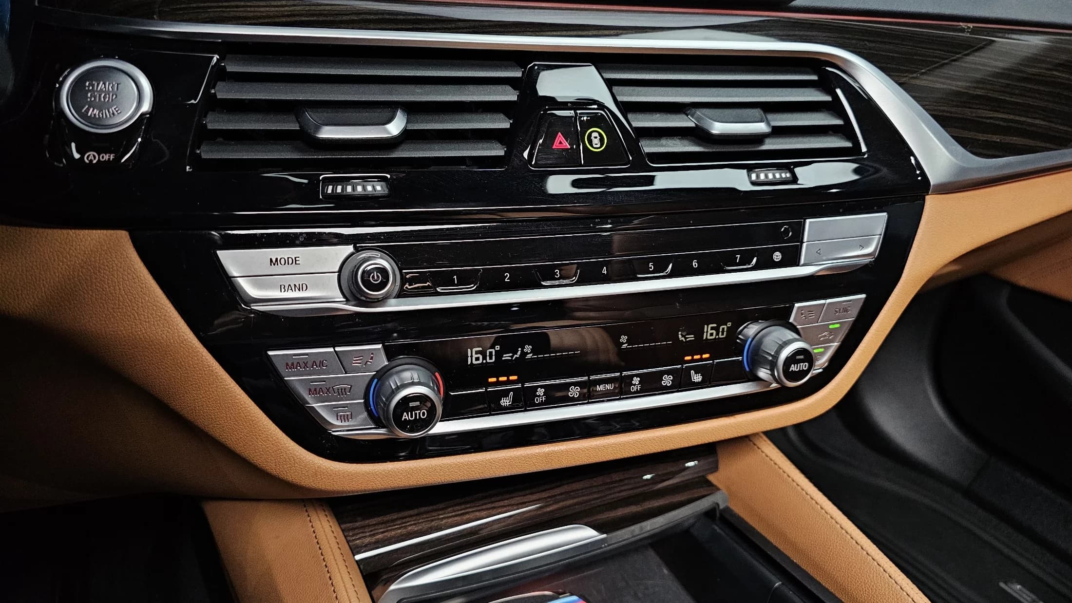 BMW 5-Series 520i Luxury, 2021 г. 56044 км. — фото 17