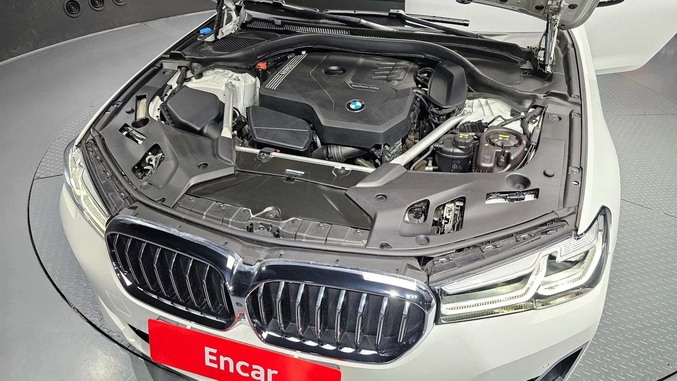 BMW 5-Series 520i Luxury, 2021 г. 56044 км. — фото 6