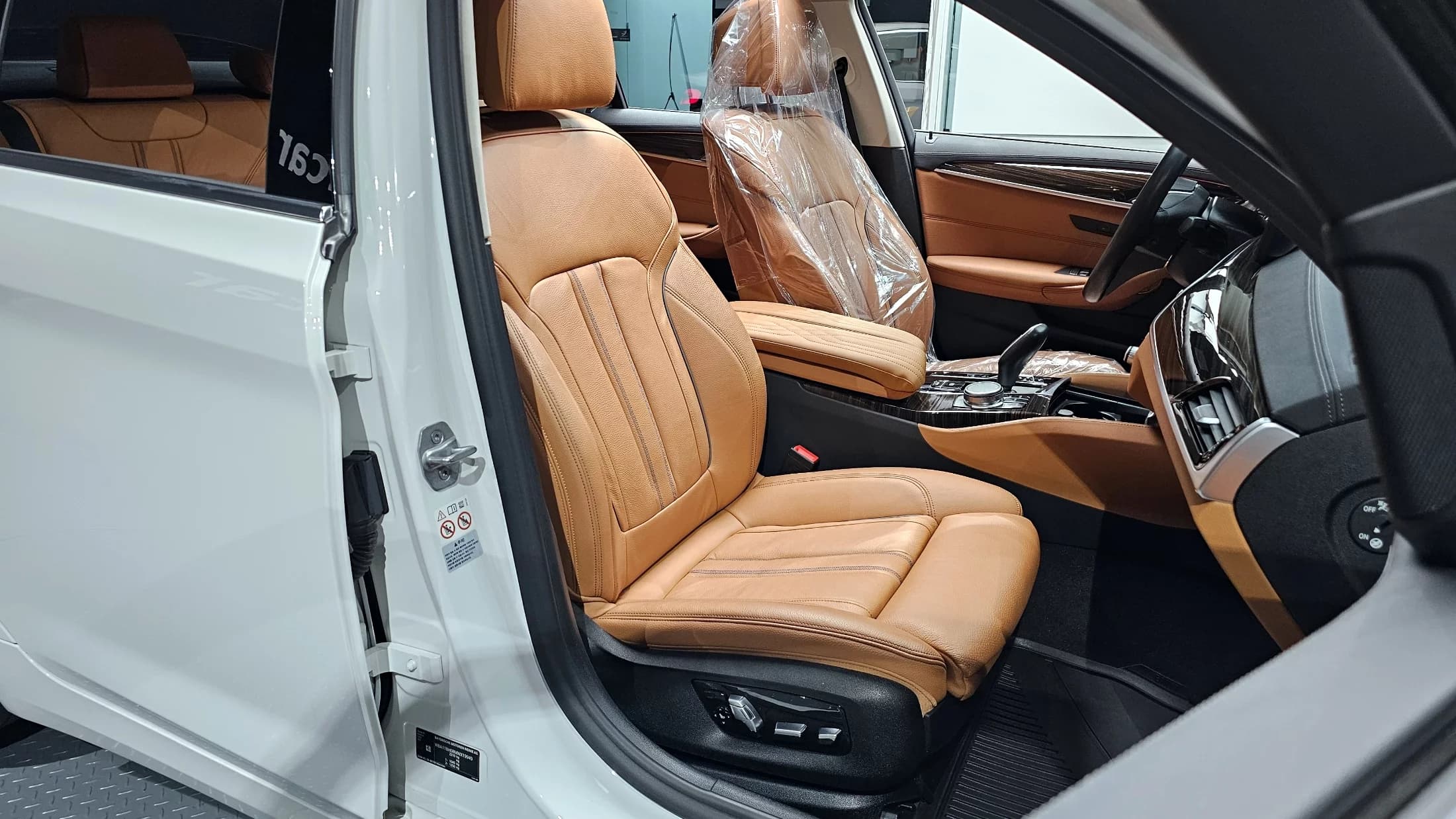 BMW 5-Series 520i Luxury, 2021 г. 56044 км. — фото 10
