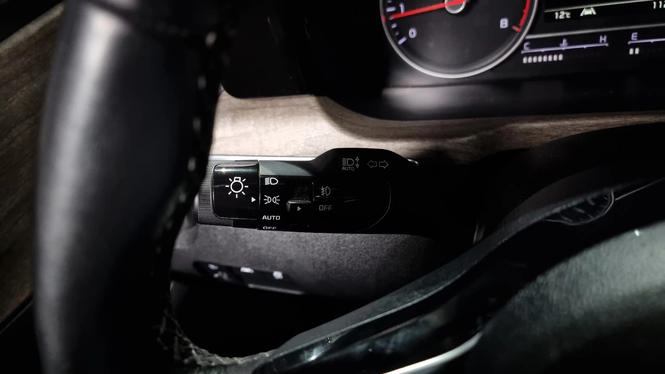 Kia Sorento Gasoline 2.5T 2WD Trendy, 2022 г. 112730 км. — фото 18