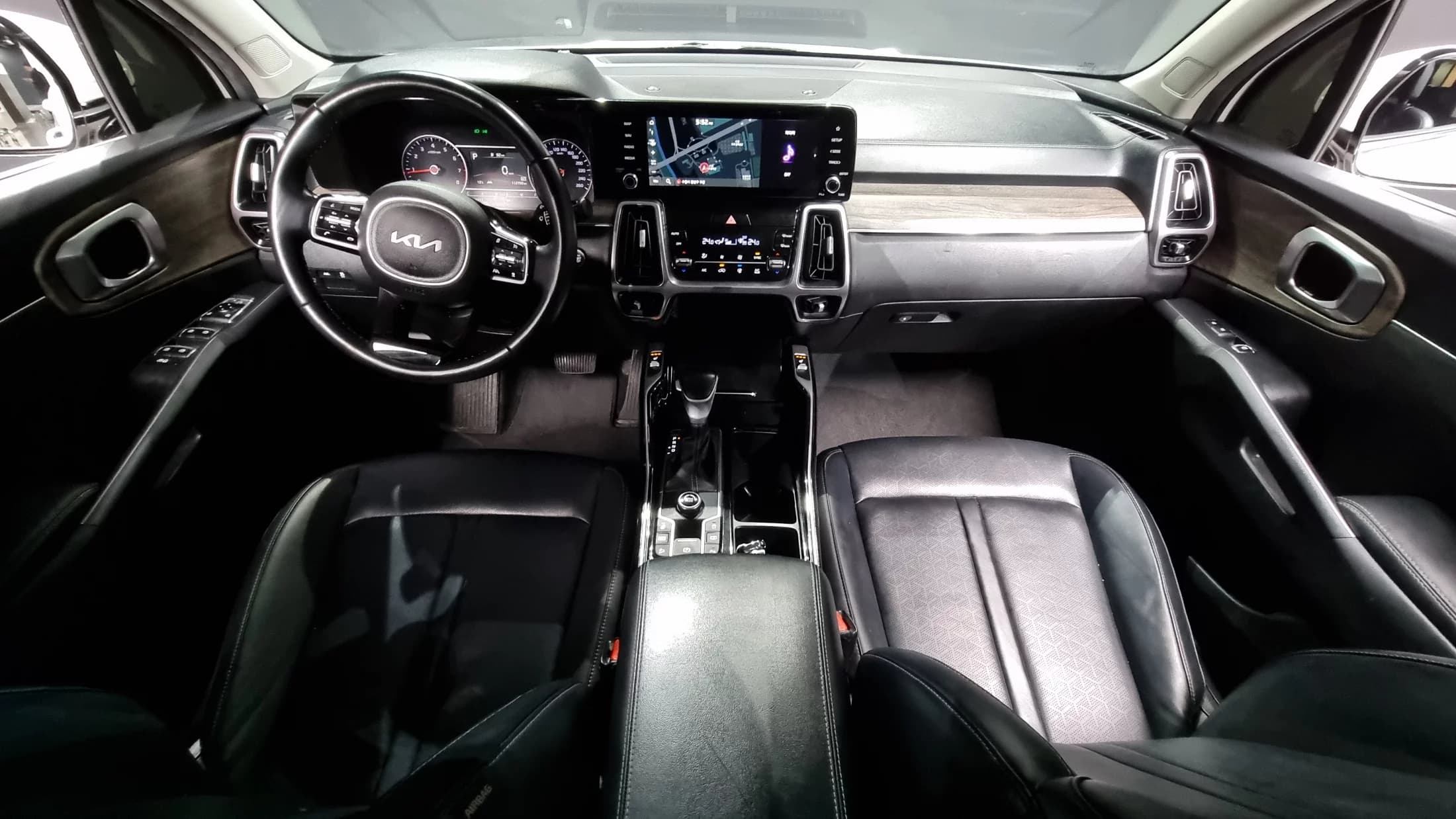 Kia Sorento Gasoline 2.5T 2WD Trendy, 2022 г. 112730 км. — фото 7