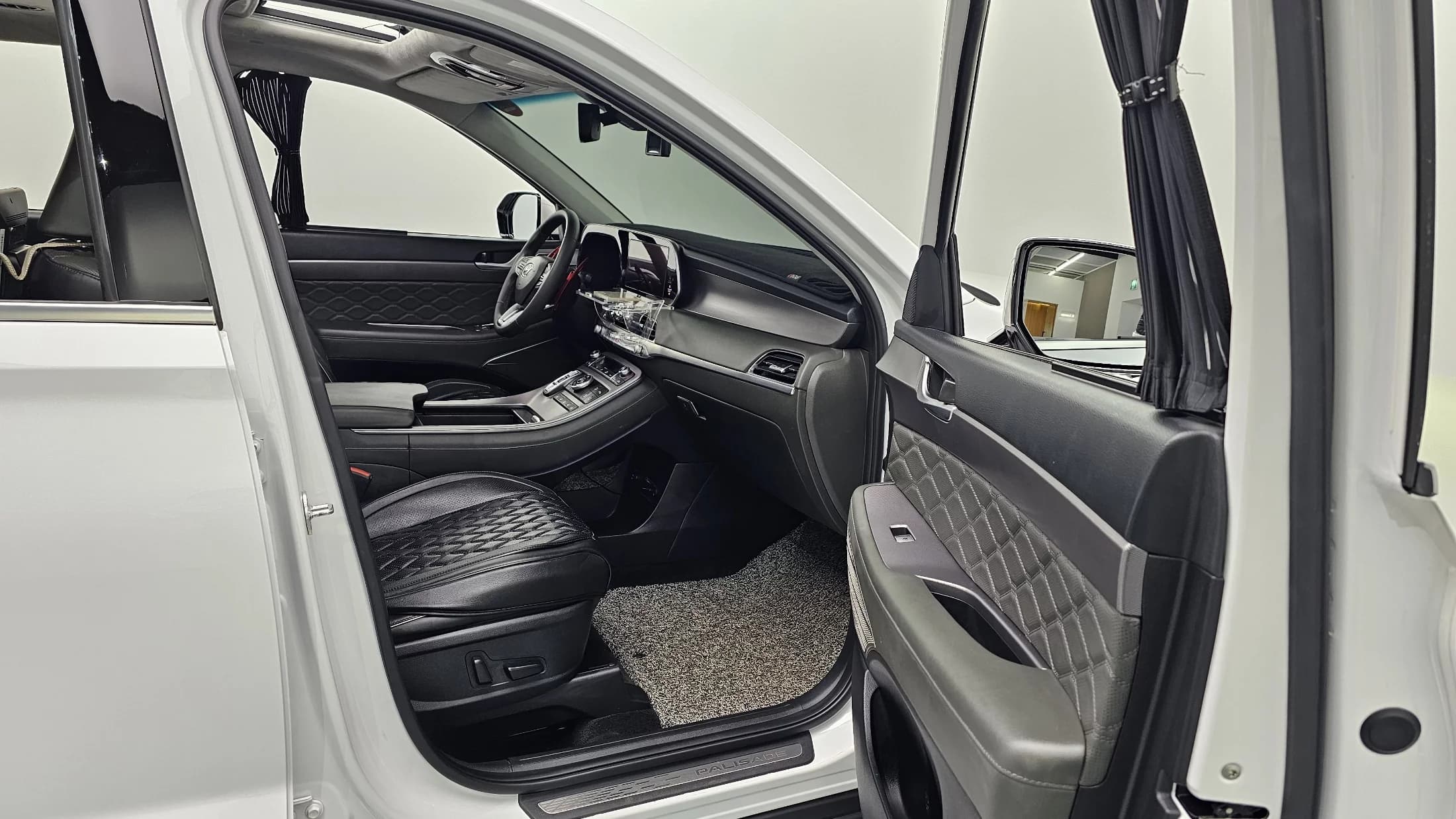 Hyundai Palisade Diesel 2.2 4WD VIP, 2022 г. 54813 км. — фото 10