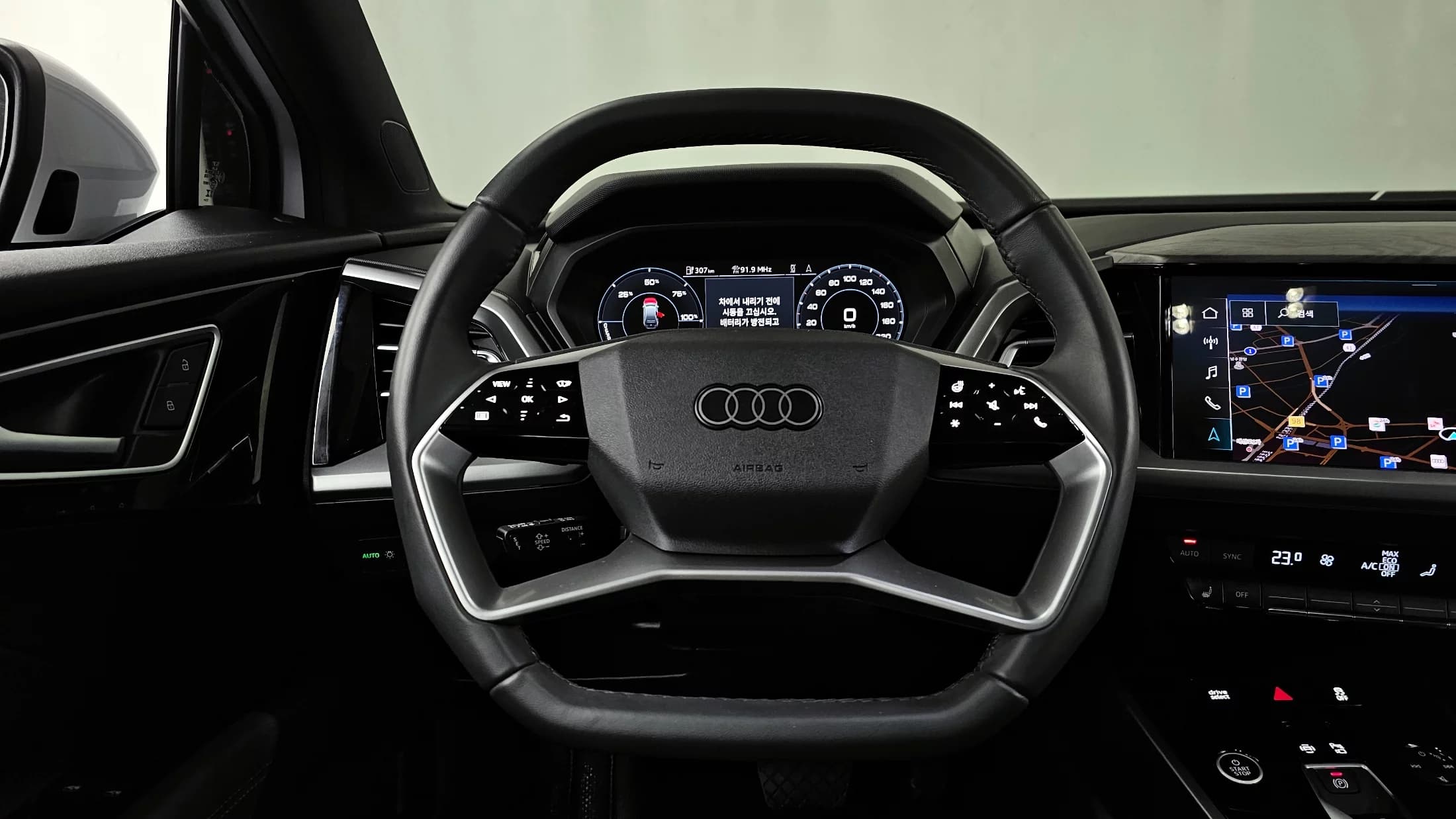 Audi Q4 e-tron 45 Premium, электромобиль, 2025 г. 9132 км. — фото 13