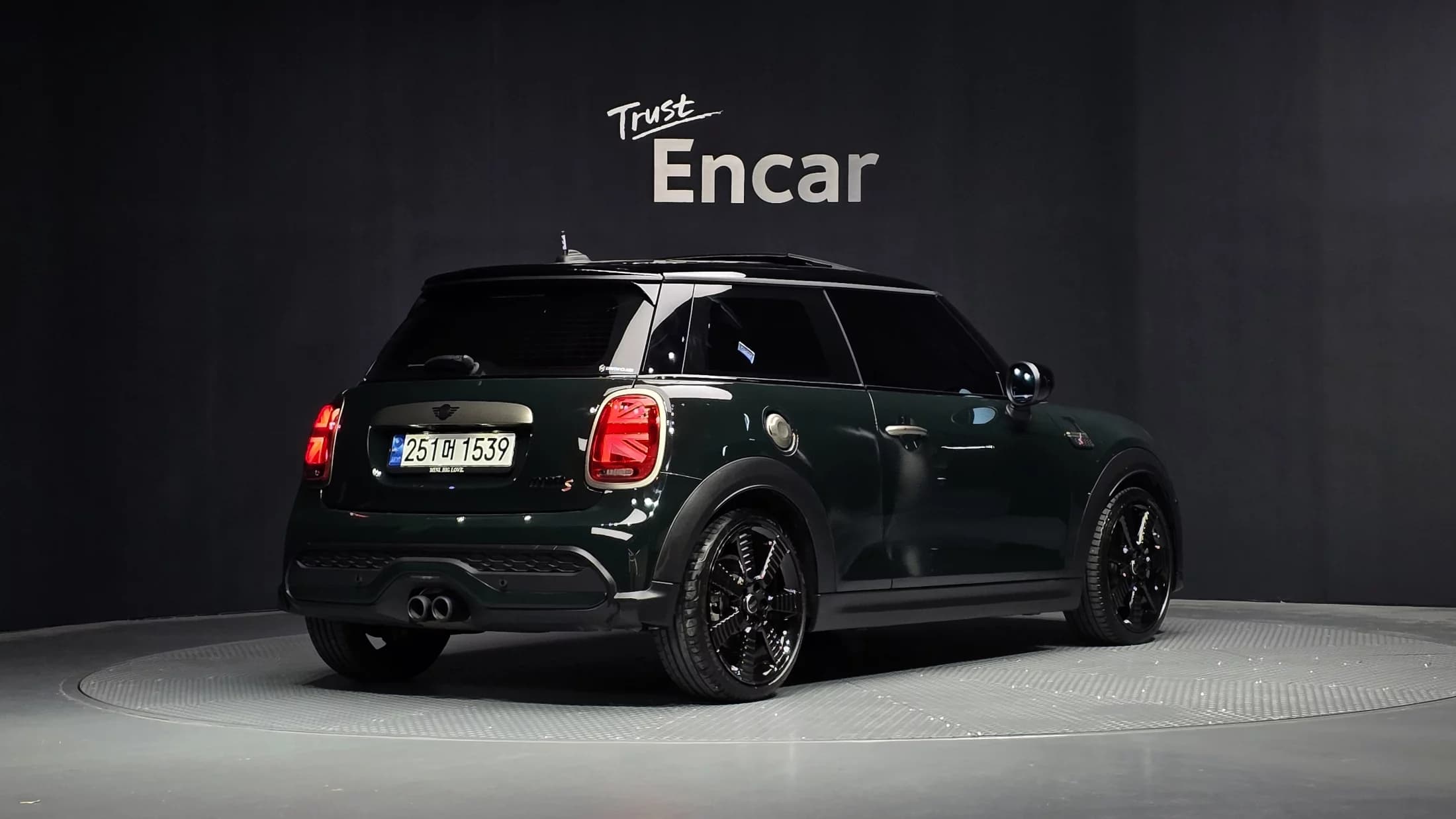 MINI Cooper 3Door Resolute Edition 3rd Gen, 2022 г. 38001 км. — фото 2