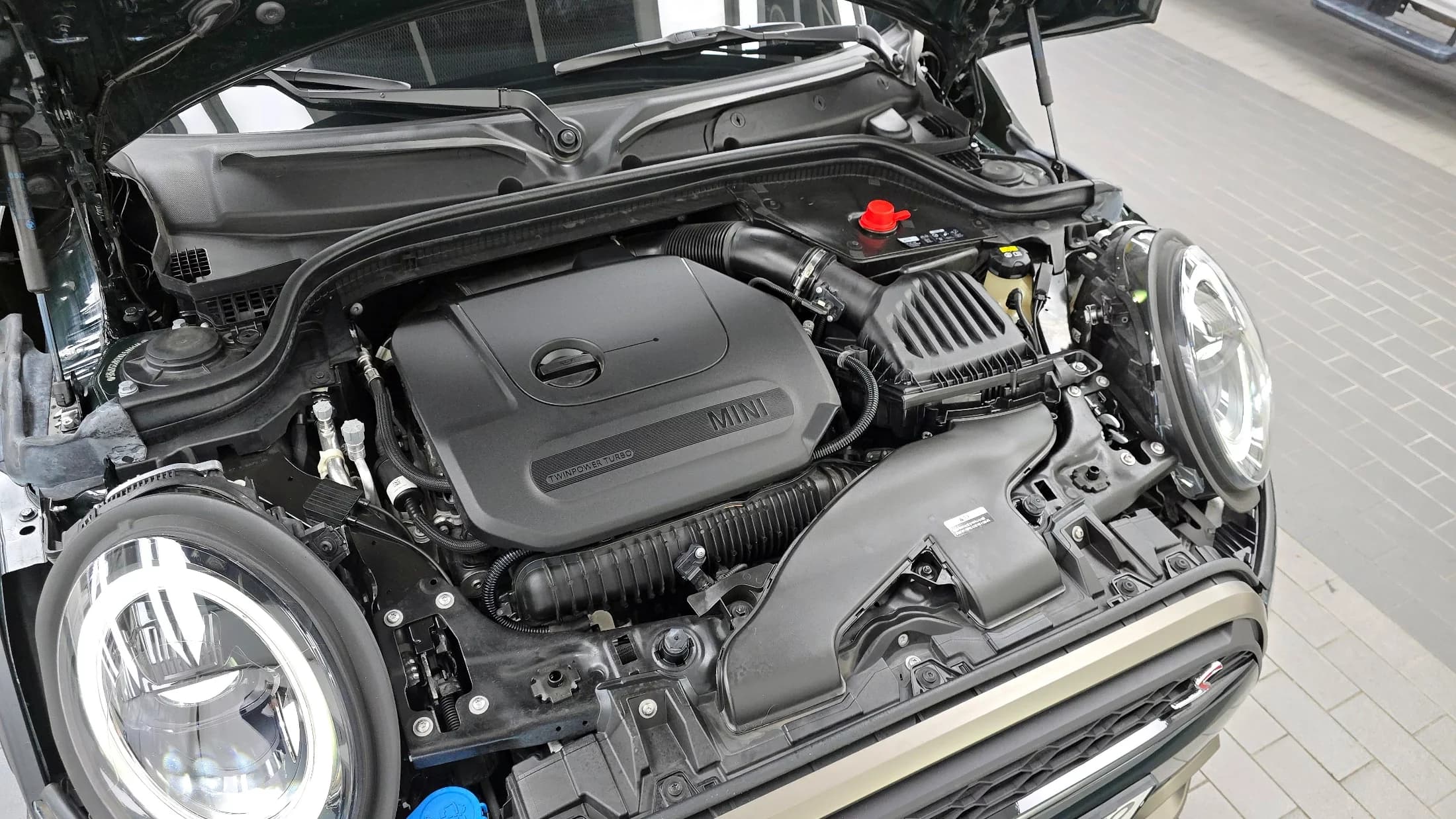 MINI Cooper 3Door Resolute Edition 3rd Gen, 2022 г. 38001 км. — фото 6