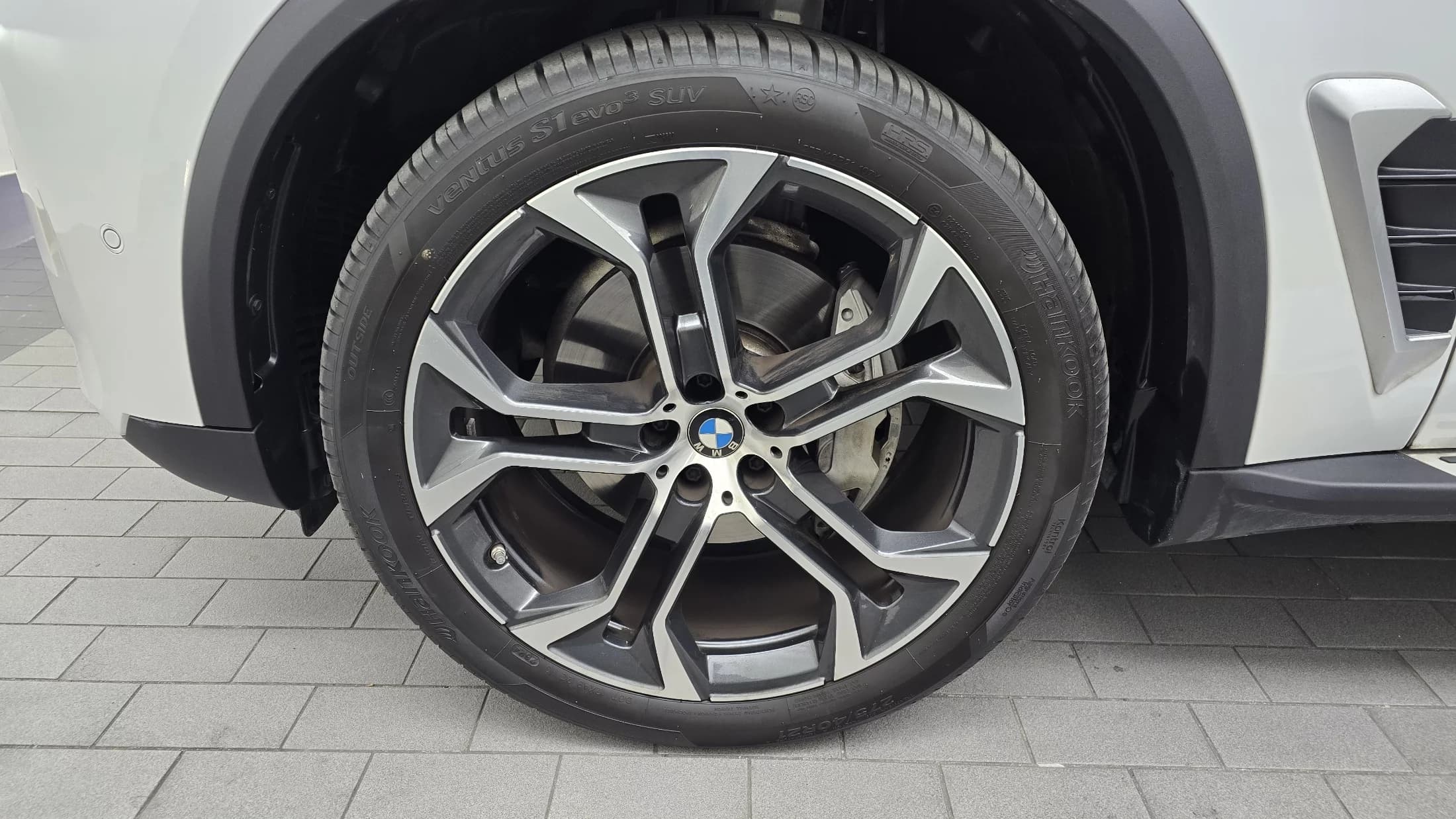 BMW X5 xDrive 40i xLine, 2024 г. 21564 км. — фото 5