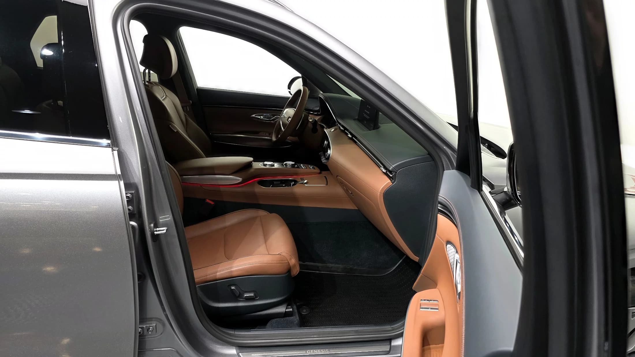 Genesis GV70 2.5T Gasoline AWD, 2022 г. 53249 км. — фото 11