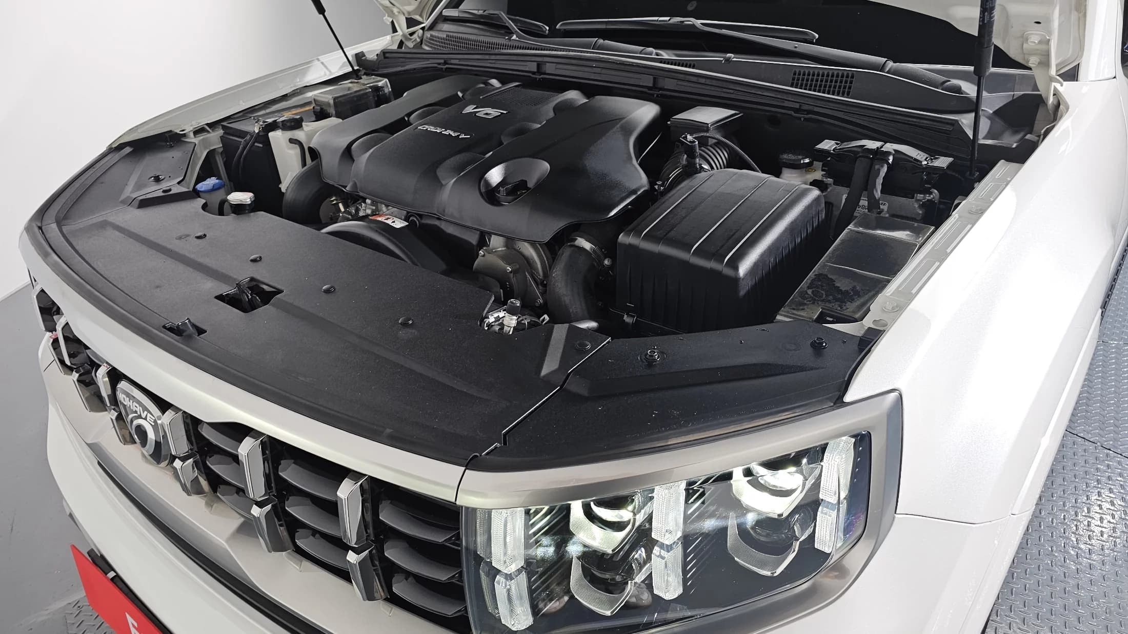 Kia Mohave Diesel 3.0 4WD 7-Seater Masters, 2021 г. 54674 км. — фото 6