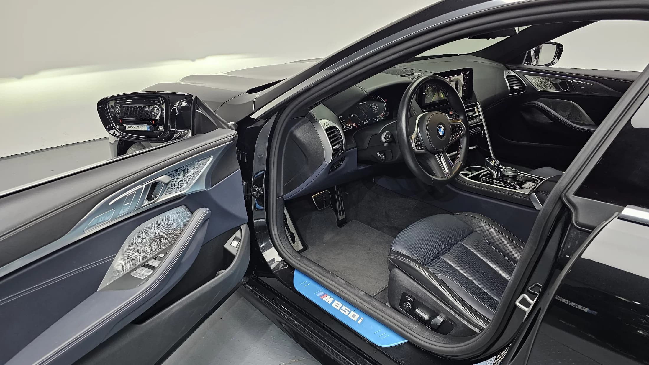 BMW 8-Series M850i xDrive Gran Coupe, 2022 г. 28220 км. — фото 10