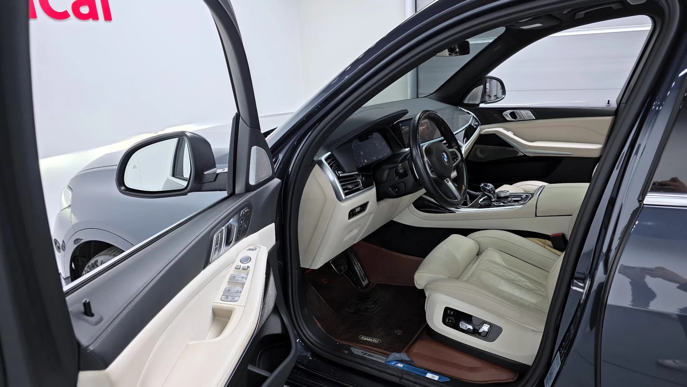 BMW X7 xDrive 40i M Sport 6STR, 2021 г. 30588 км. — фото 11