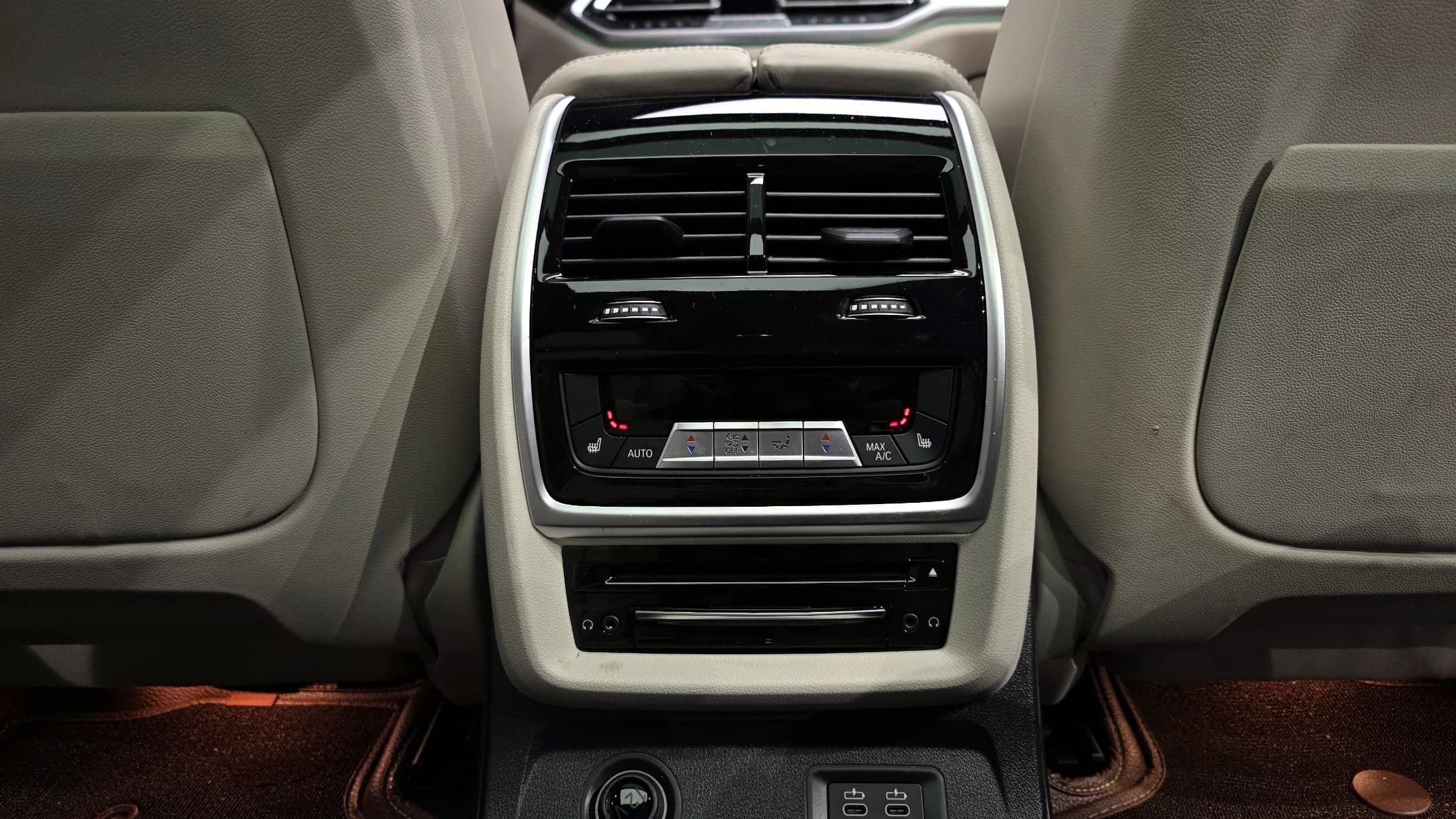 BMW X7 xDrive 40i M Sport 6STR, 2021 г. 30588 км. — фото 19
