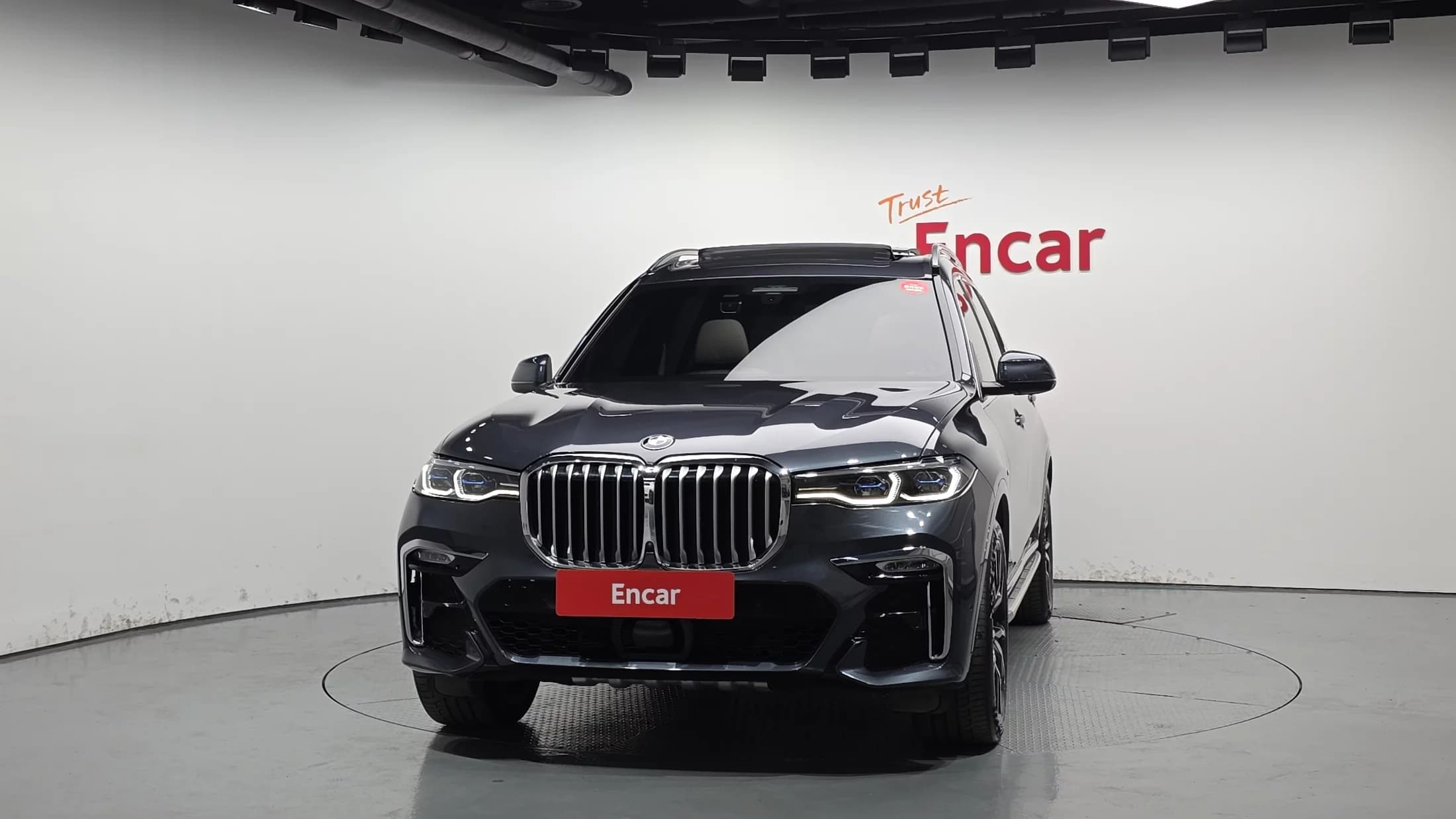 BMW X7 xDrive 40i M Sport 6STR, 2021 г. 30588 км. — фото 3