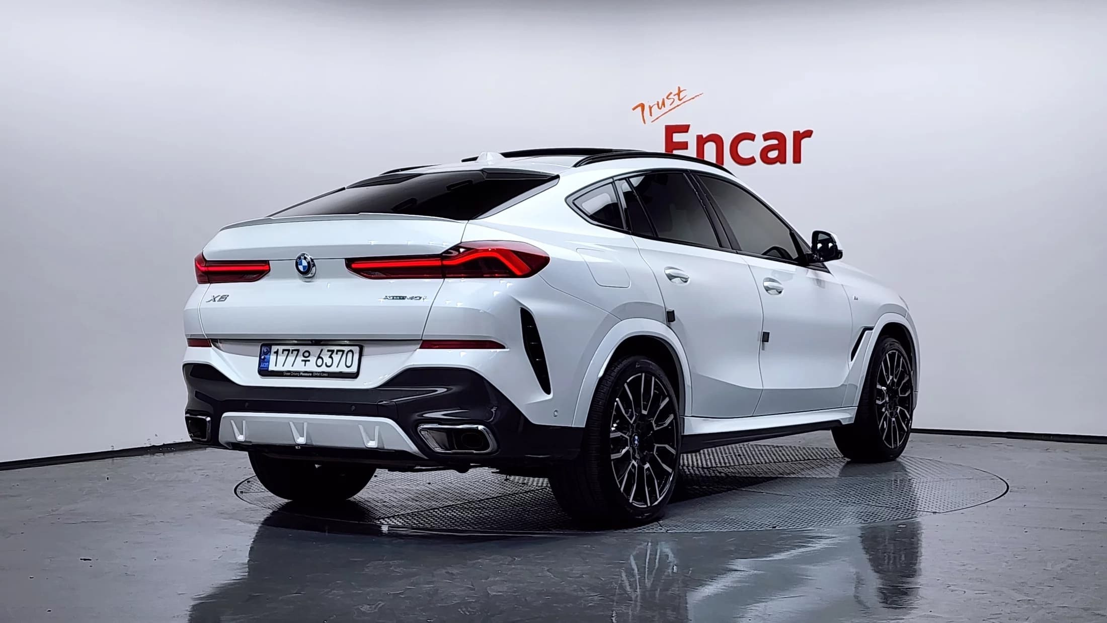 BMW X6 xDrive40i M Sport, 2023 г. 26419 км. — фото 2