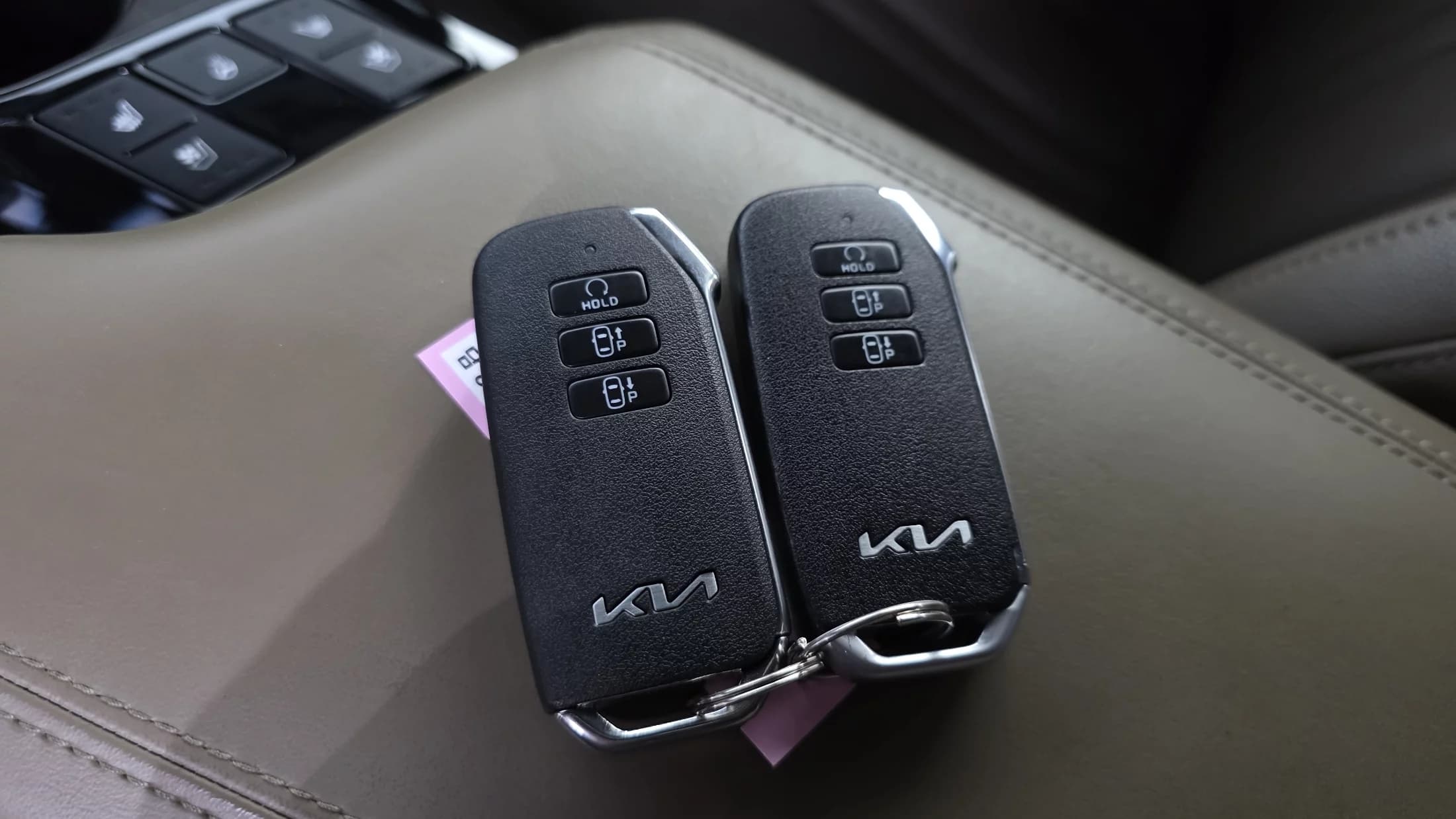 Kia K8 2.5 Gasoline 2WD Noblesse, 2021 г. 84408 км. — фото 18