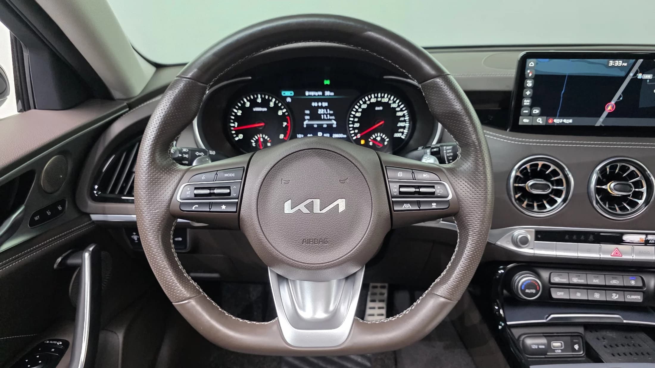 Kia Stinger 2.5 AWD Masters, 2022 г. 28600 км. — фото 14