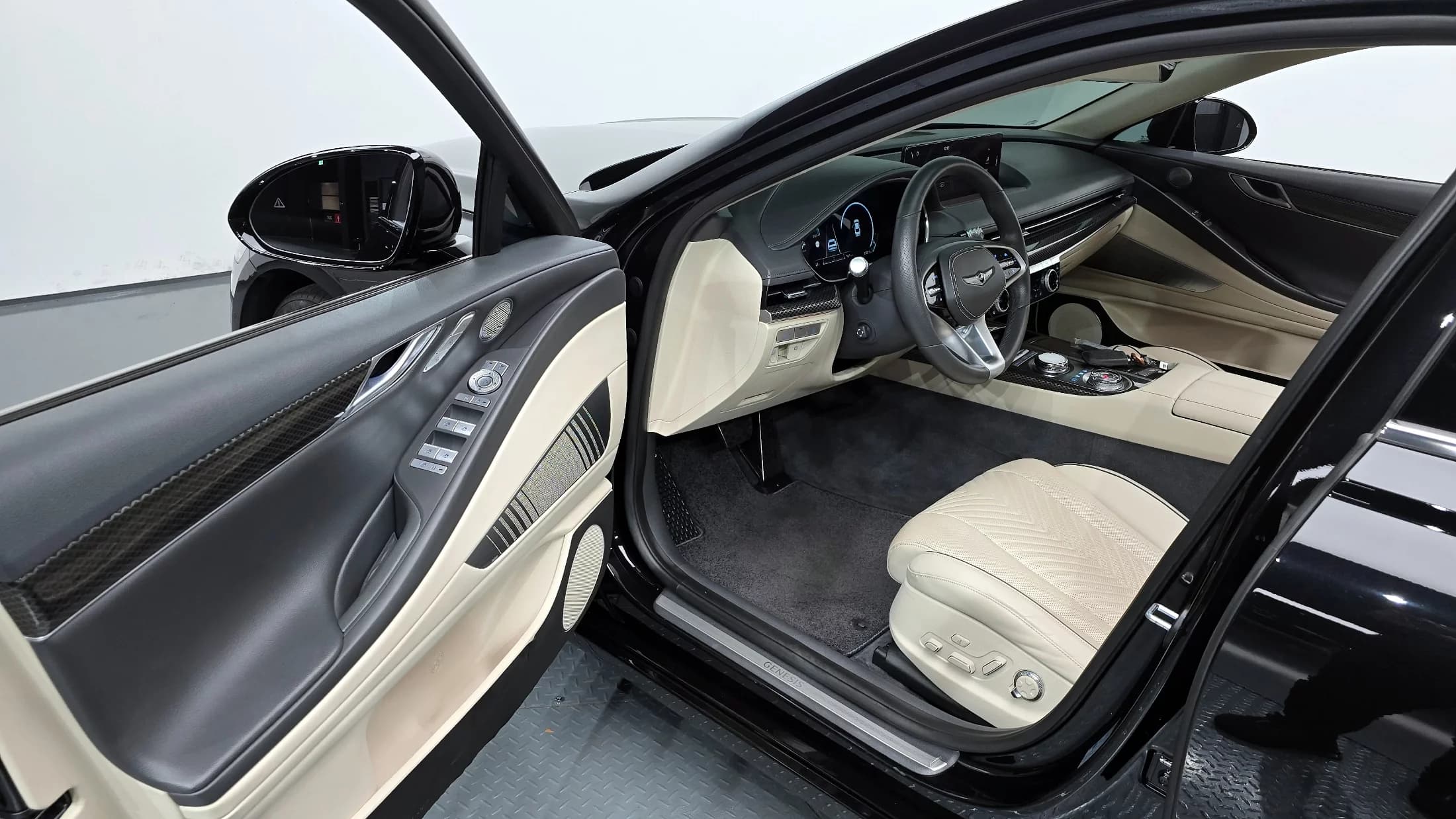 Genesis G80 Gasoline 2.5 Turbo AWD, 2023 г. 23904 км. — фото 10