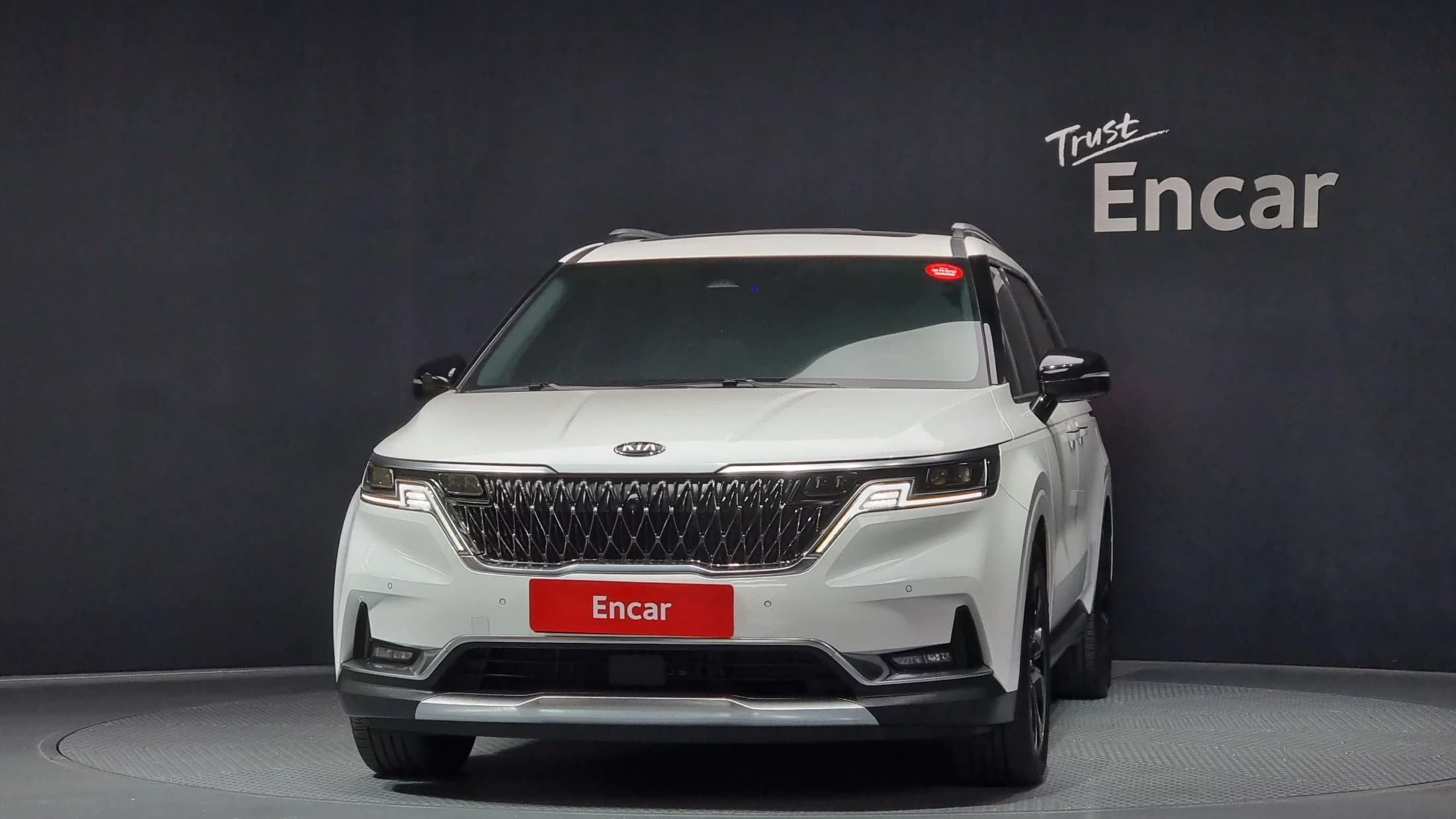 Kia Carnival 9-Seater Signature, 2021 г. 123733 км. — фото 3