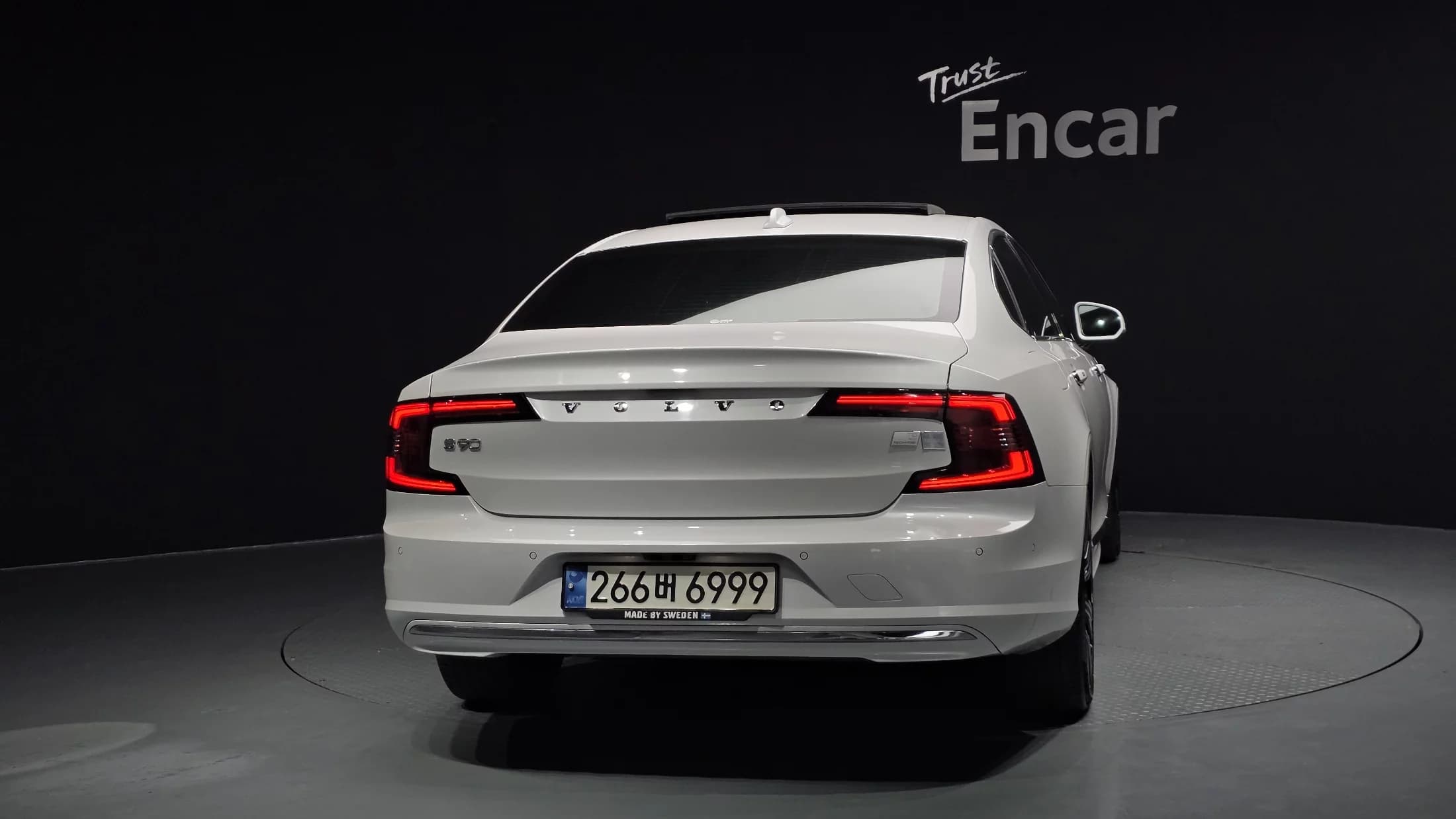 Volvo S90 T8 AWD Inscription, гибрид, 2021 г. 166096 км. — фото 4