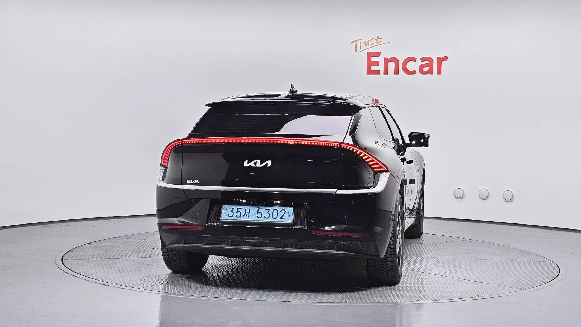 Kia EV6 Long Range Earth, электромобиль, 2023 г. 42300 км. — фото 4