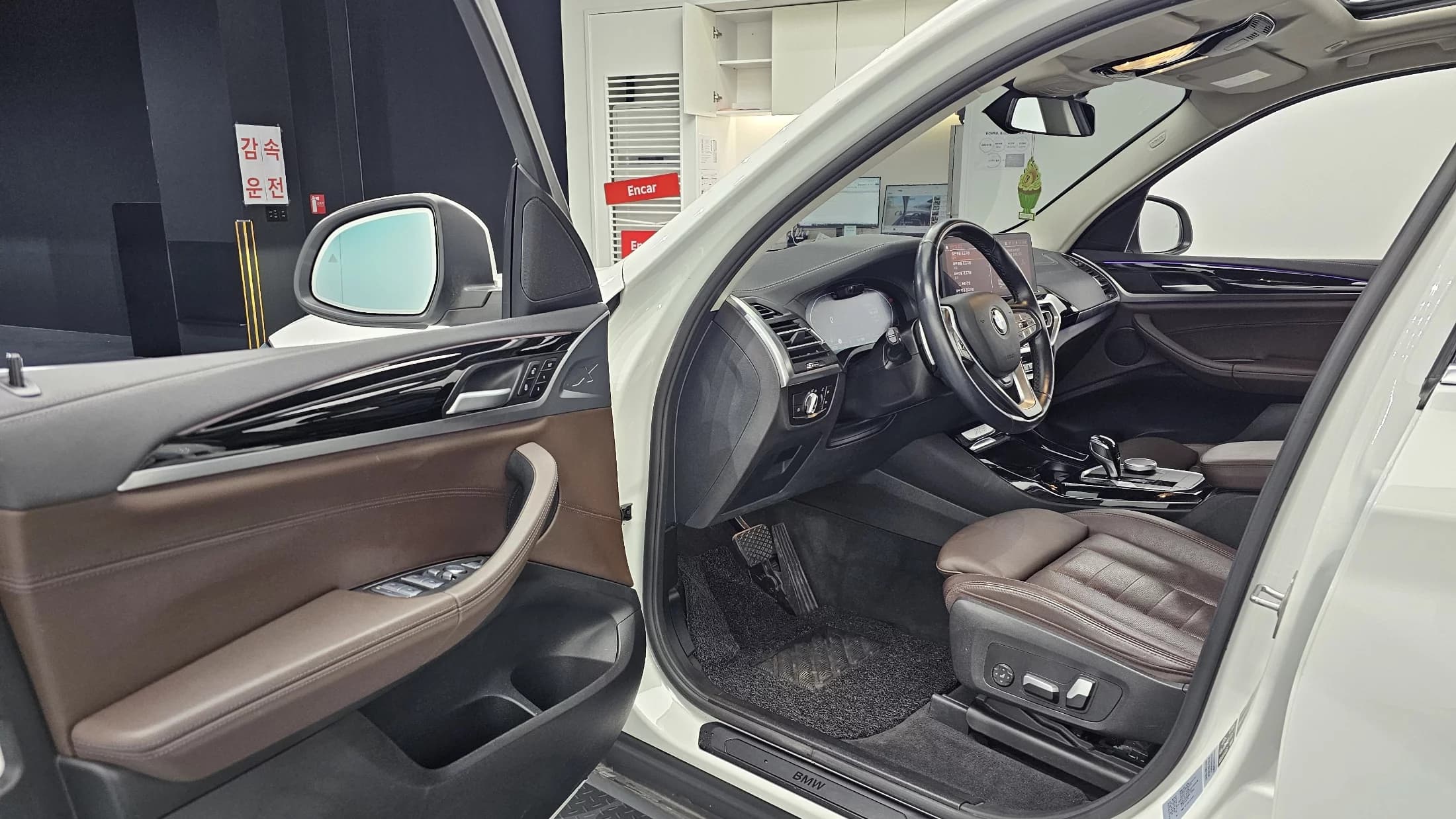 BMW X3 xDrive 20i, 2022 г. 42441 км. — фото 11