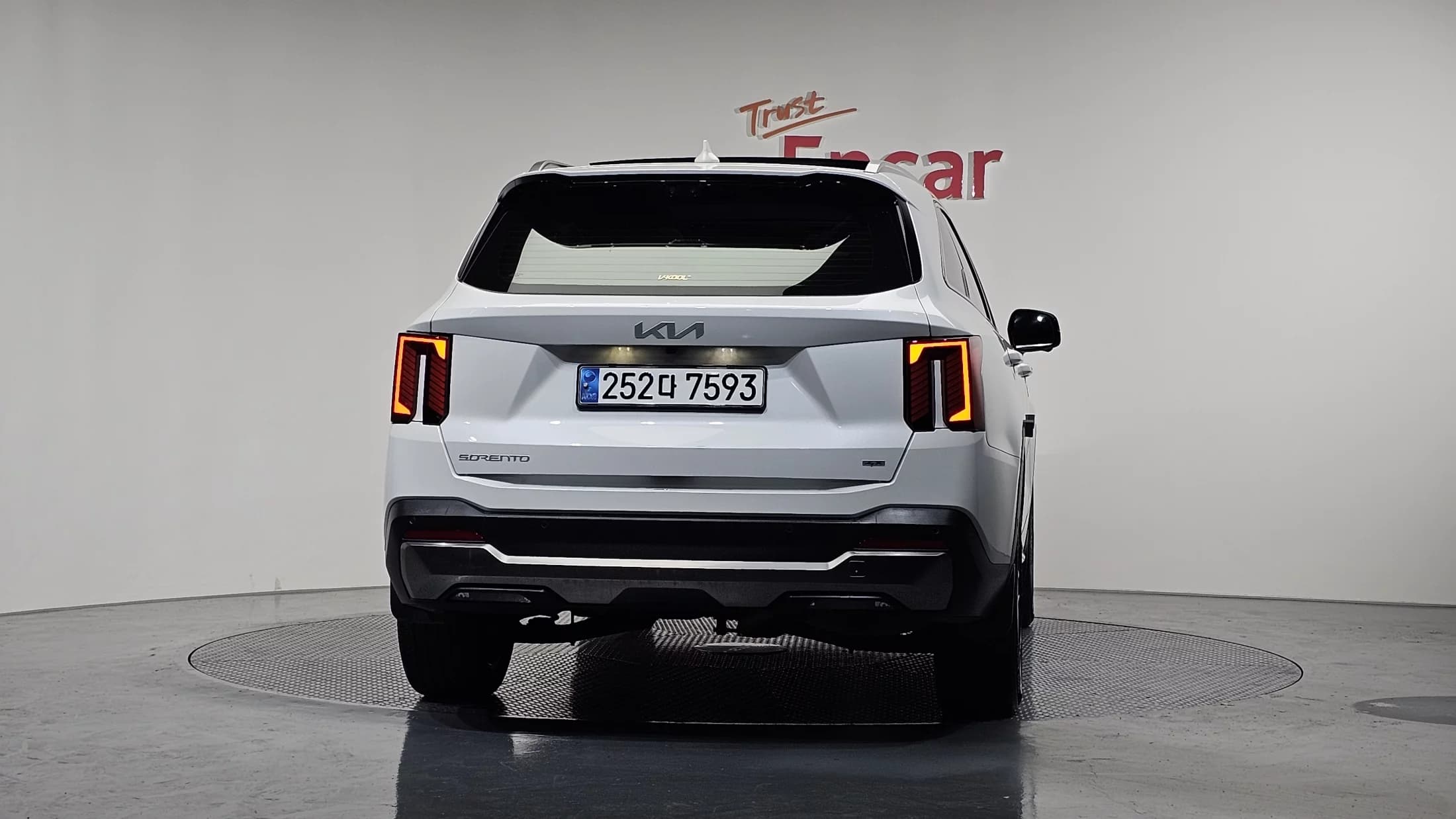 Kia Sorento Gasoline 2.5T 4WD Signature, 2023 г. 23765 км. — фото 4