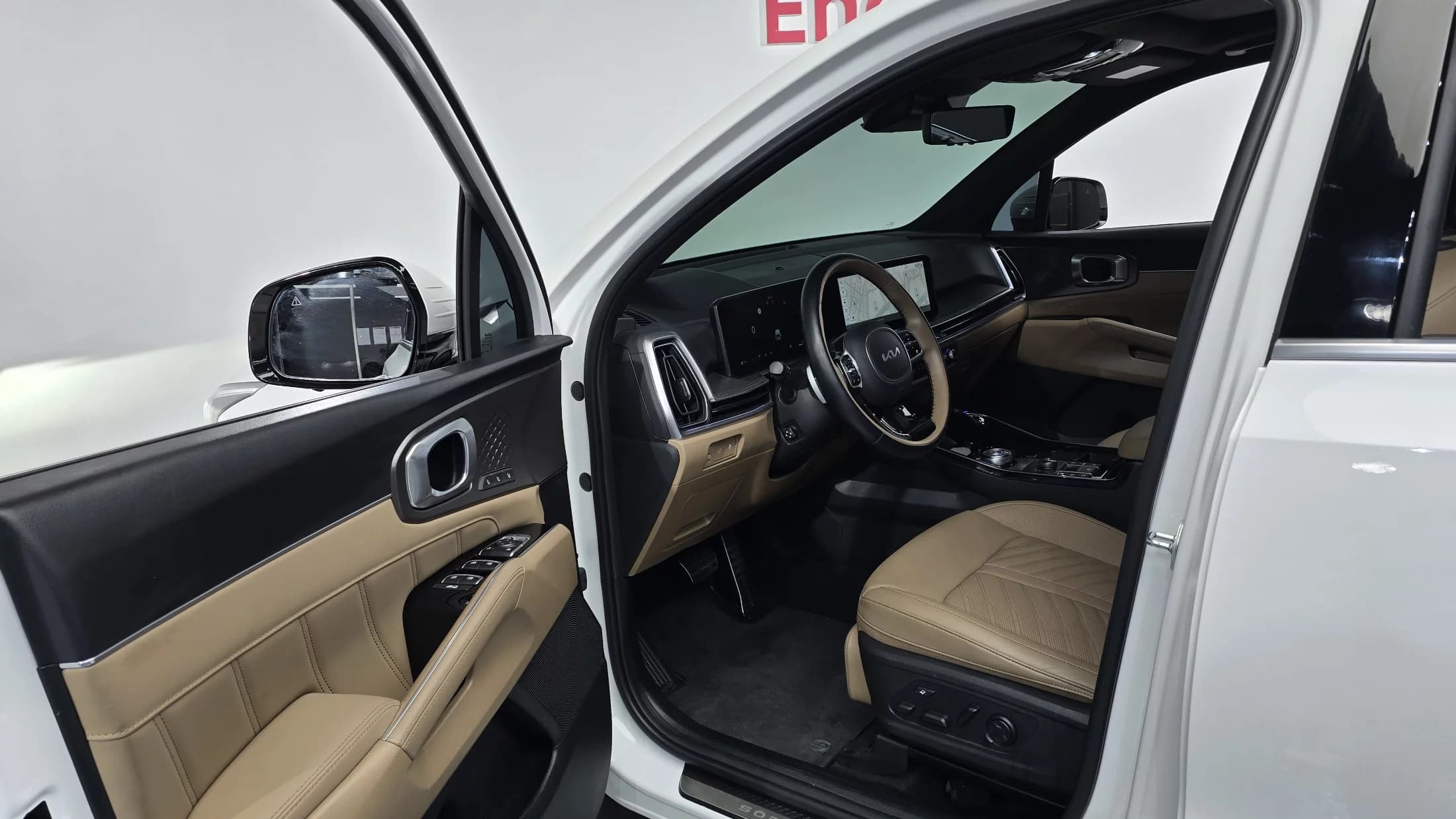 Kia Sorento Gasoline 2.5T 4WD Signature, 2023 г. 23765 км. — фото 10