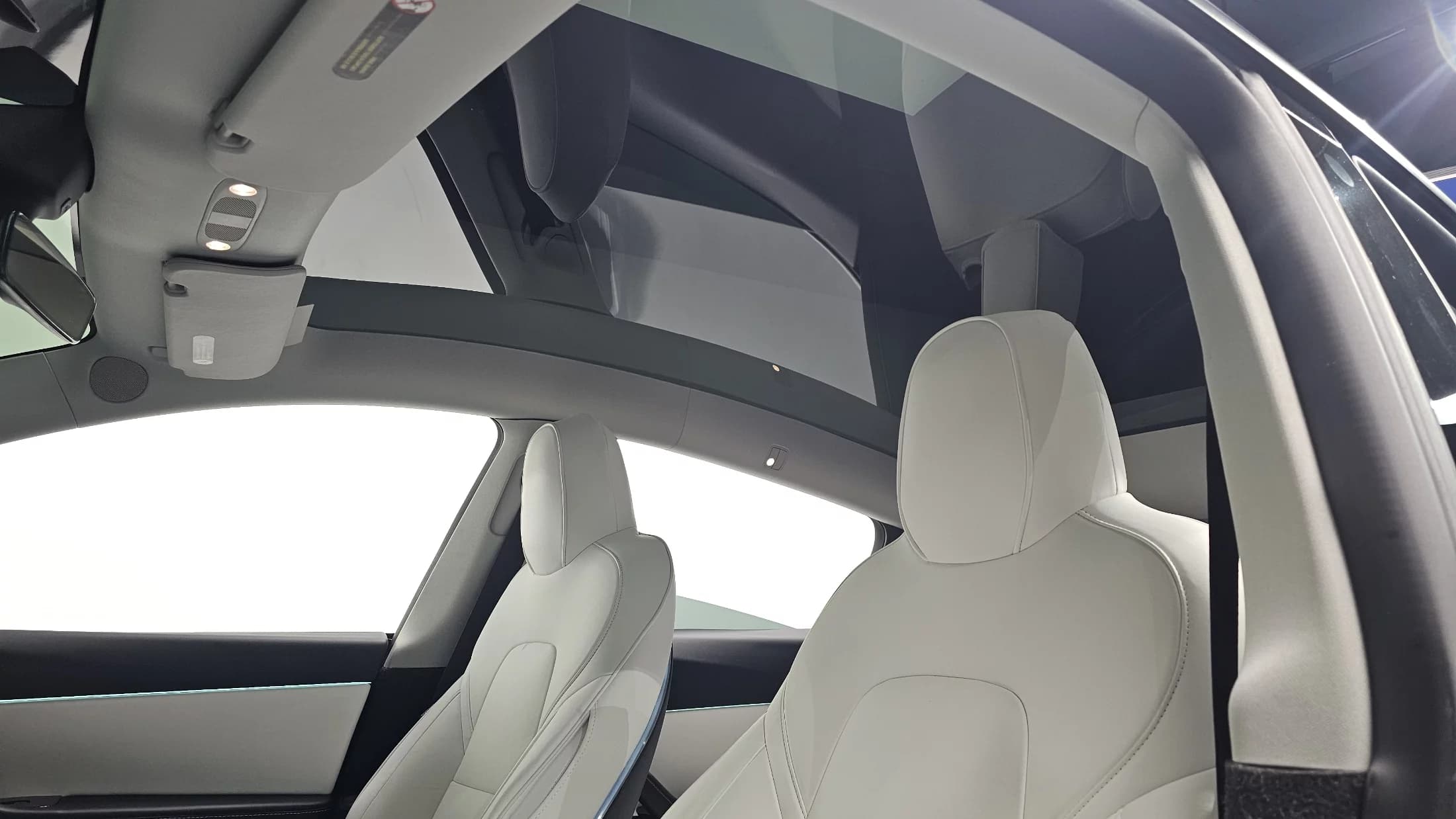 Tesla Model Y Performance, электромобиль, 2022 г. 27374 км. — фото 17