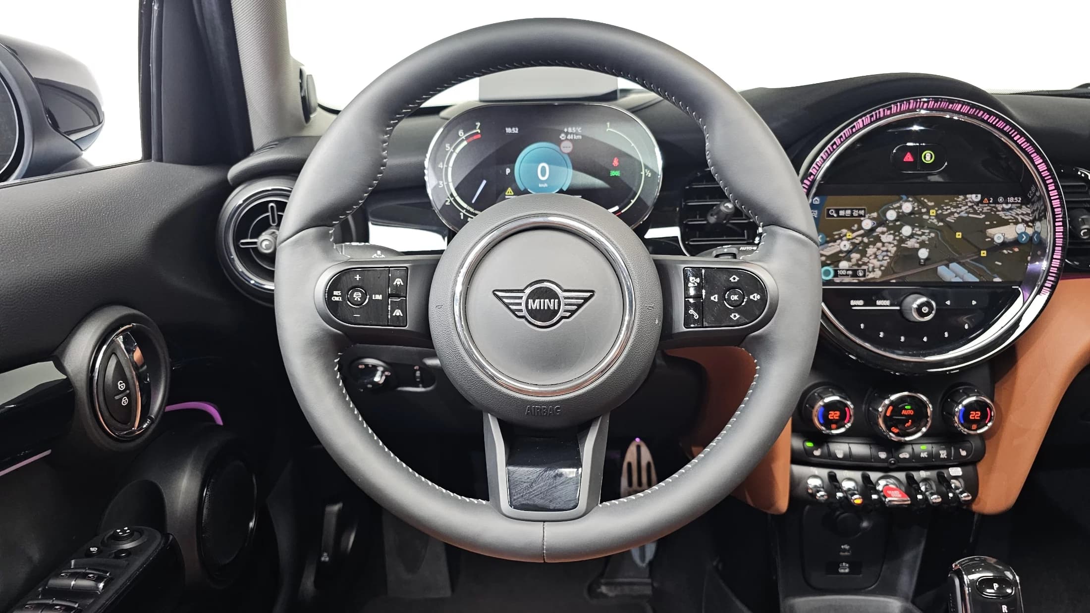 MINI Cooper 5Door Classic Third Generation, 2023 г. 9811 км. — фото 13