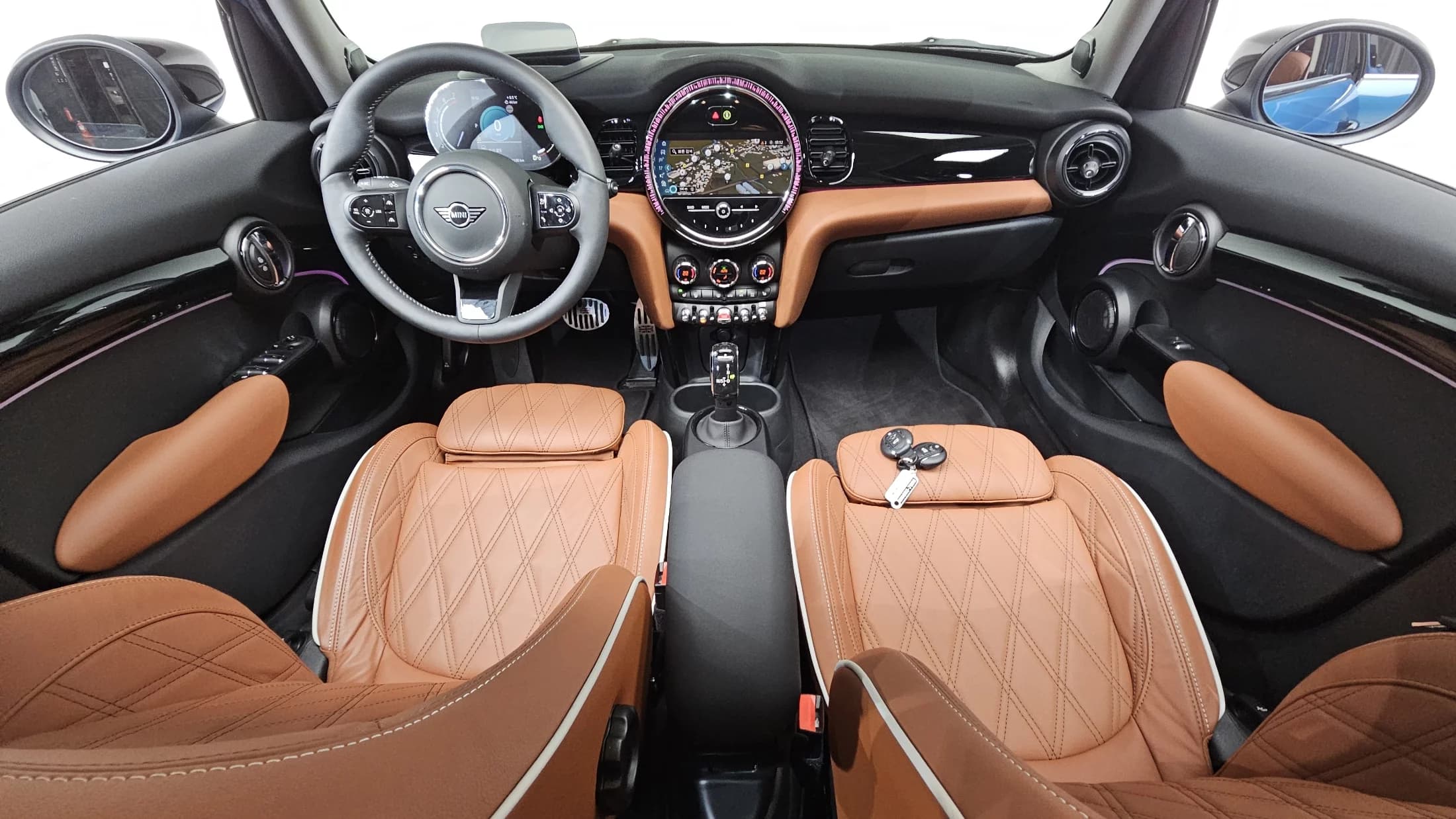 MINI Cooper 5Door Classic Third Generation, 2023 г. 9811 км. — фото 7
