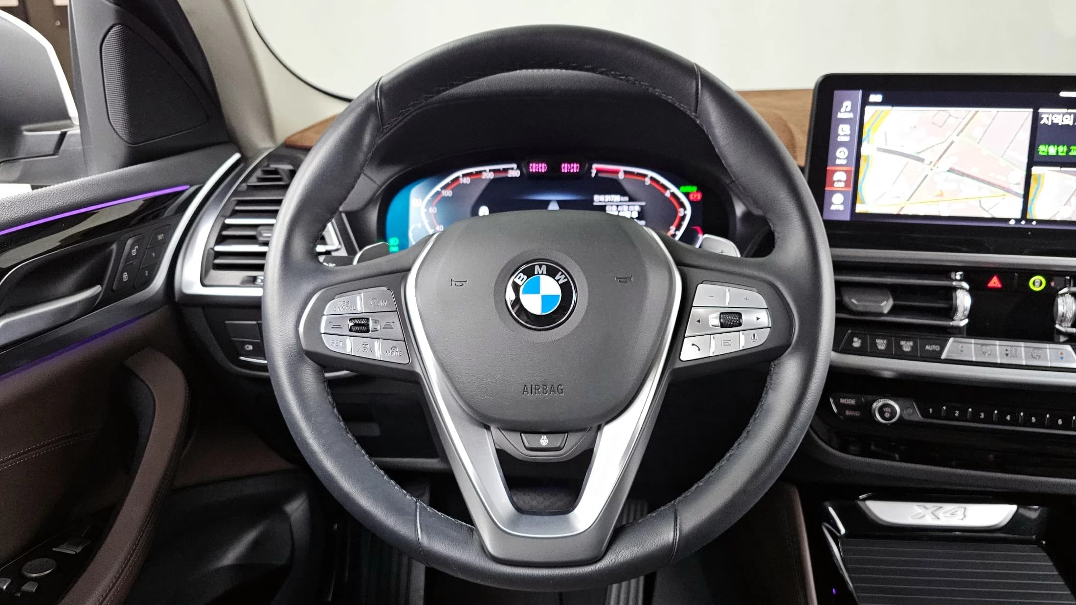 BMW X4 xDrive20i xLine, 2023 г. 31789 км. — фото 13