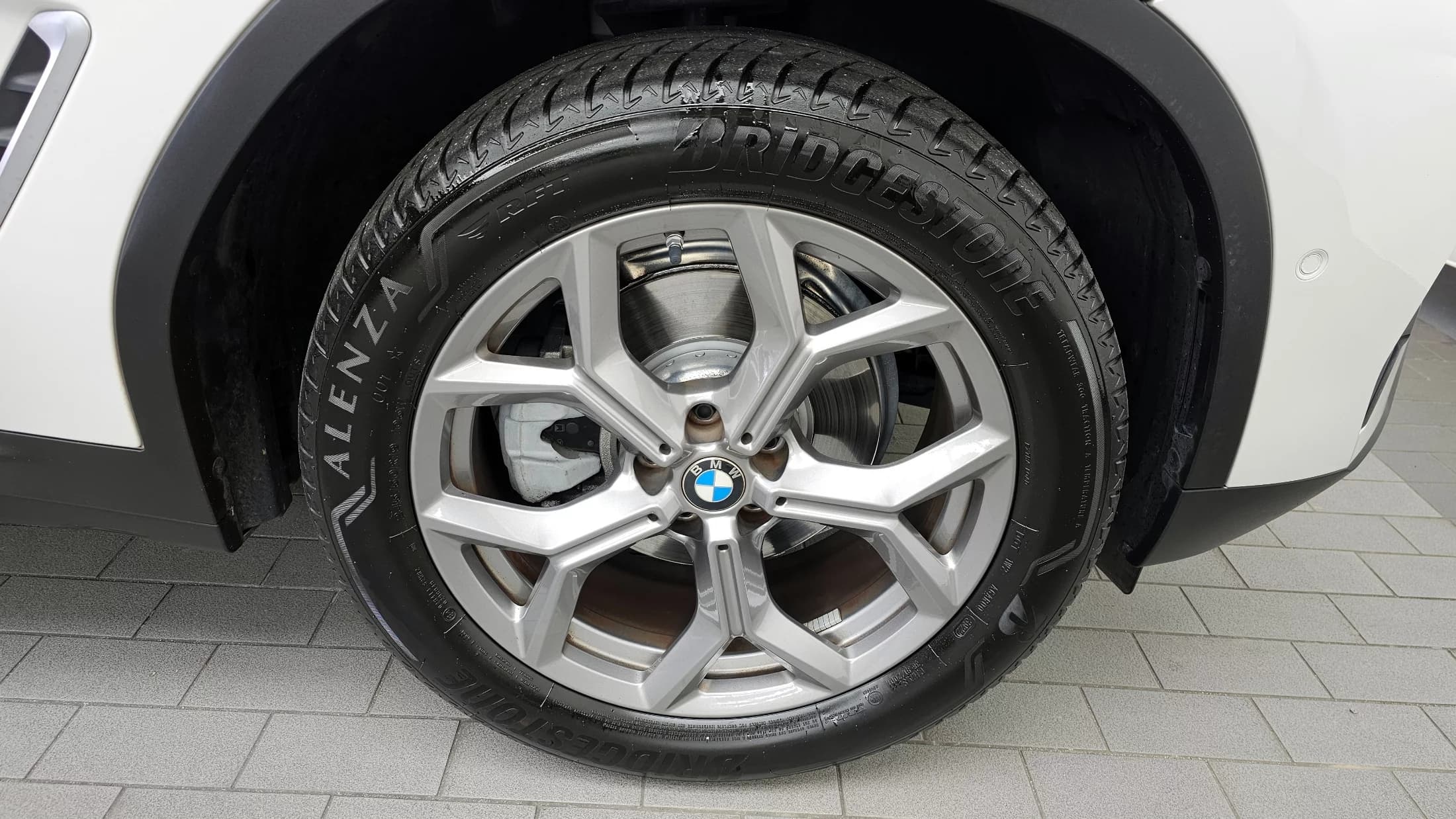 BMW X4 xDrive20i xLine, 2023 г. 31789 км. — фото 5