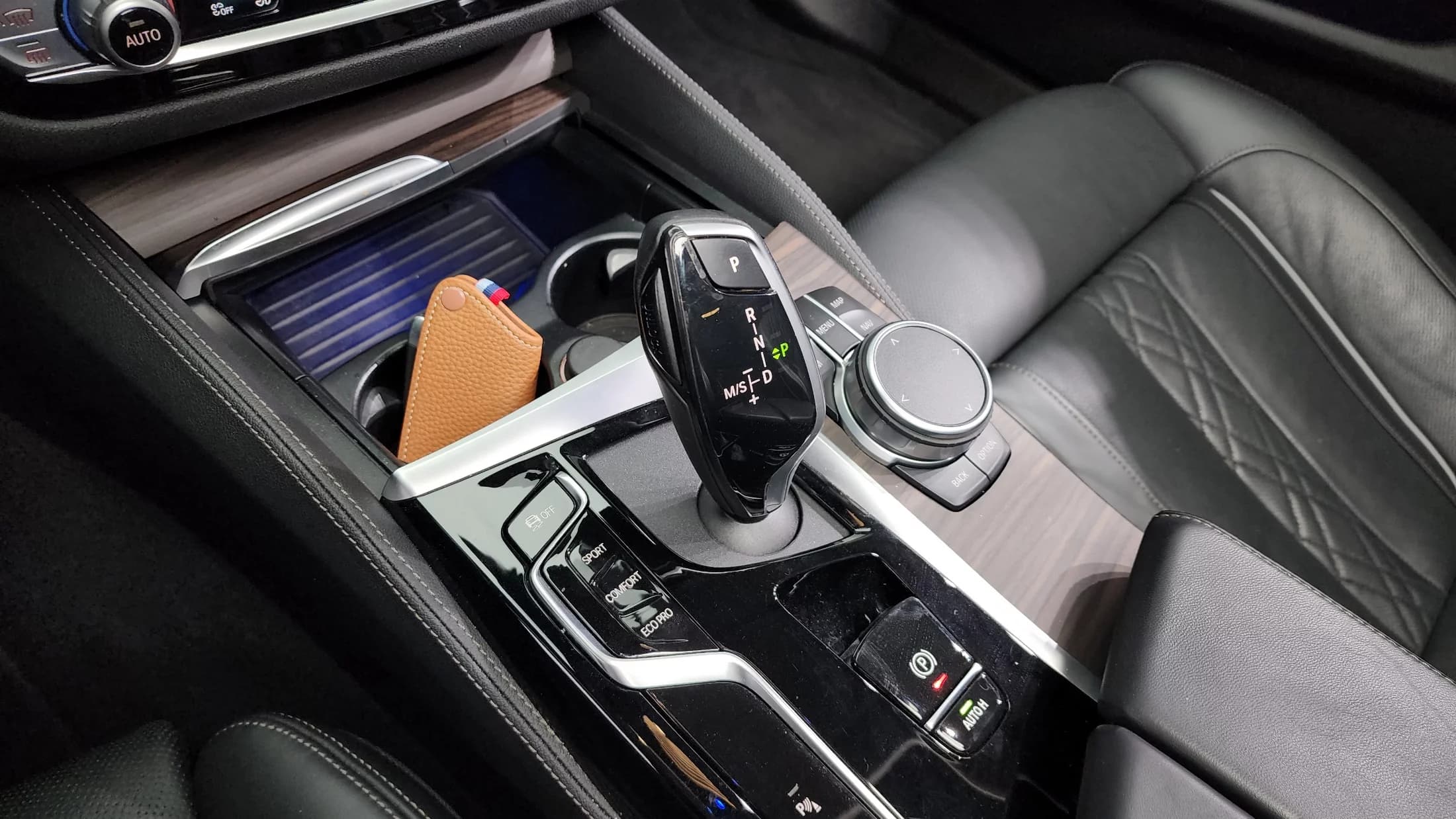 BMW 5-Series 530i Luxury, 2021 г. 87324 км. — фото 9