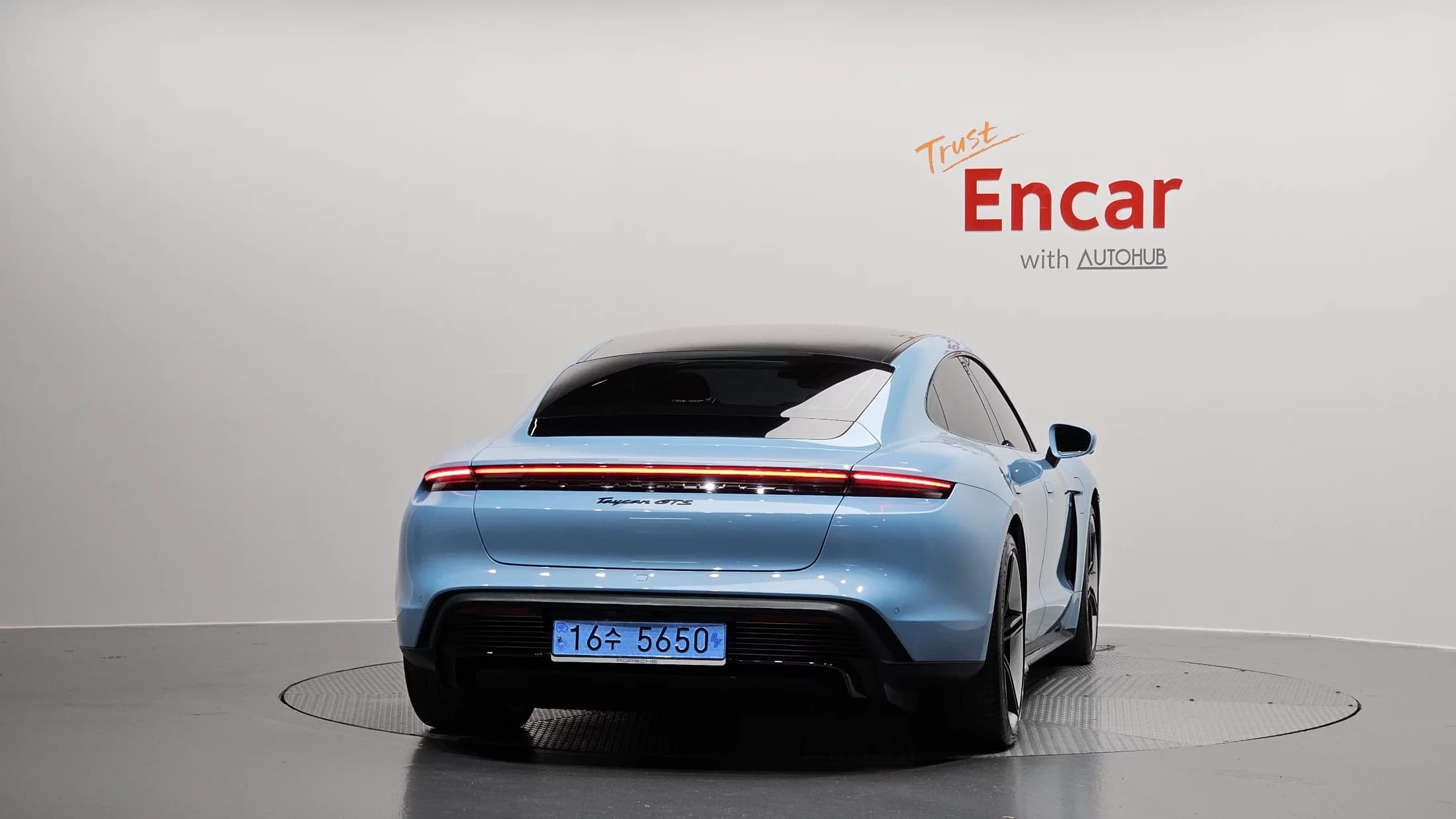 Porsche TAYCAN GTS, электромобиль, 2023 г. 39511 км. — фото 4