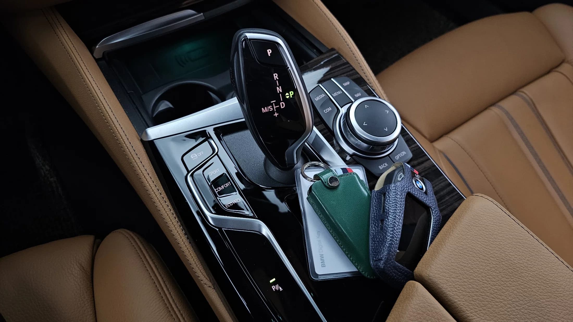 BMW 5-Series 520i M Sport, 2022 г. 48017 км. — фото 9