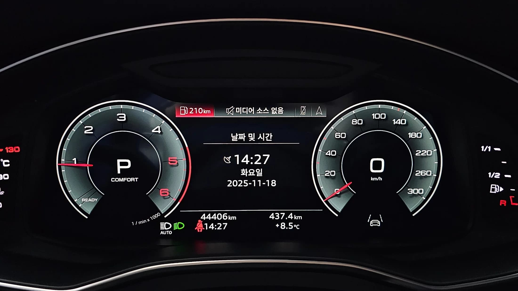 Audi A6 45 TDI Quattro Premium, 2022 г. 44446 км. — фото 8