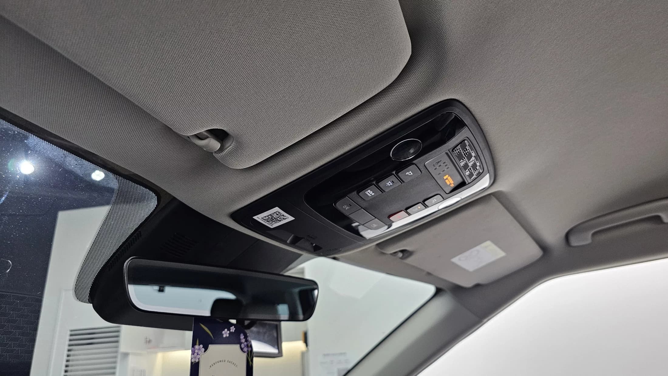 Kia Carnival Gasoline 9-Seater Noblesse, 2024 г. 38751 км. — фото 18