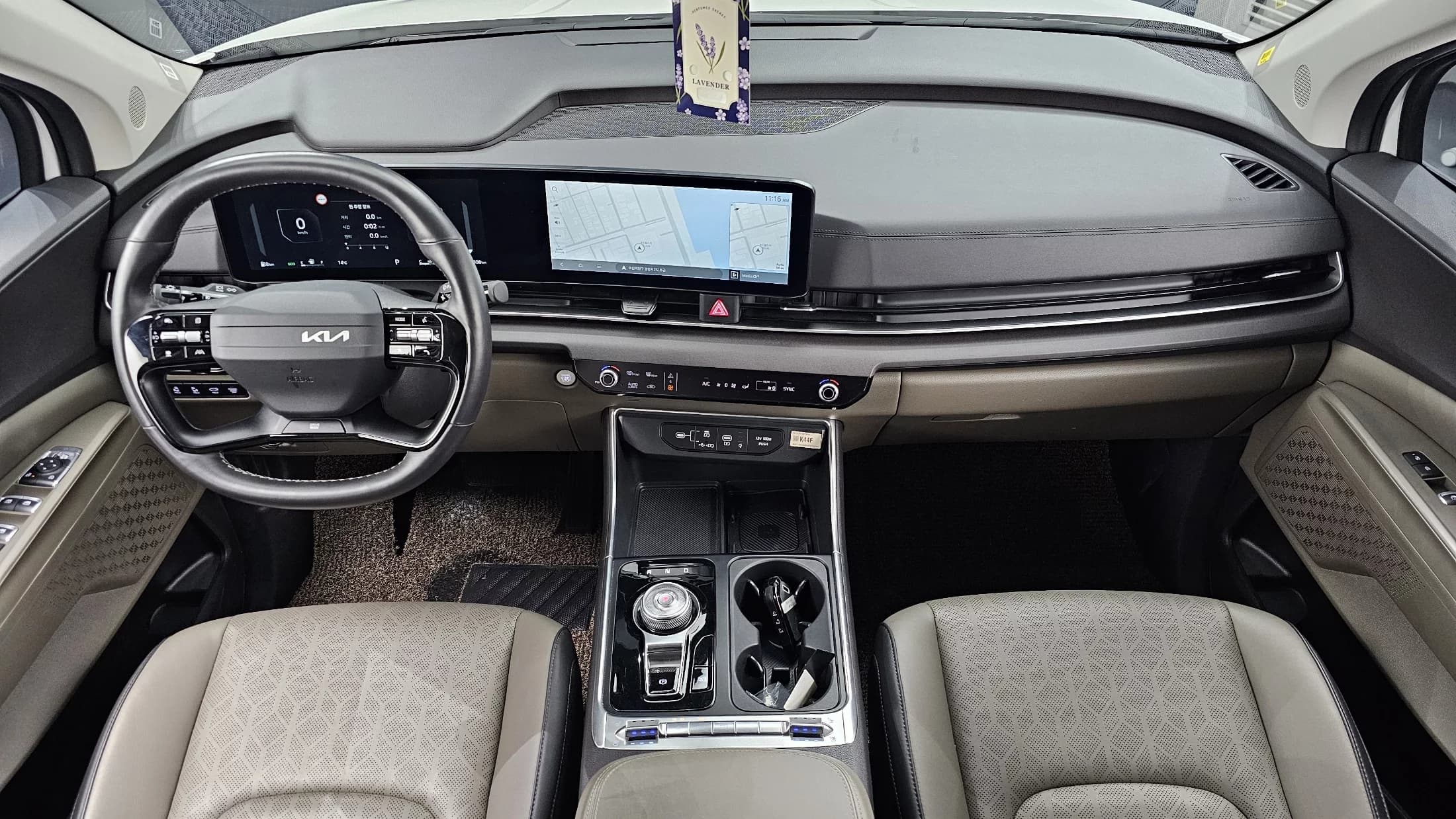 Kia Carnival Gasoline 9-Seater Noblesse, 2024 г. 38751 км. — фото 7