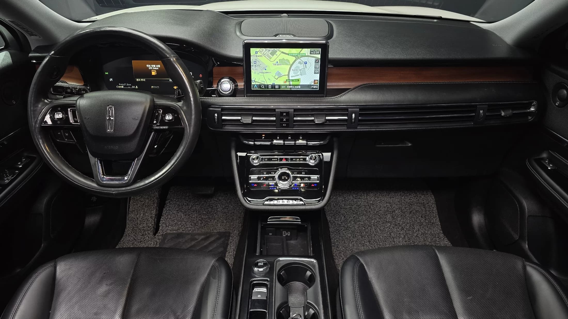 Lincoln Corsair 2.0 Reserve AWD, 2022 г. 94759 км. — фото 7