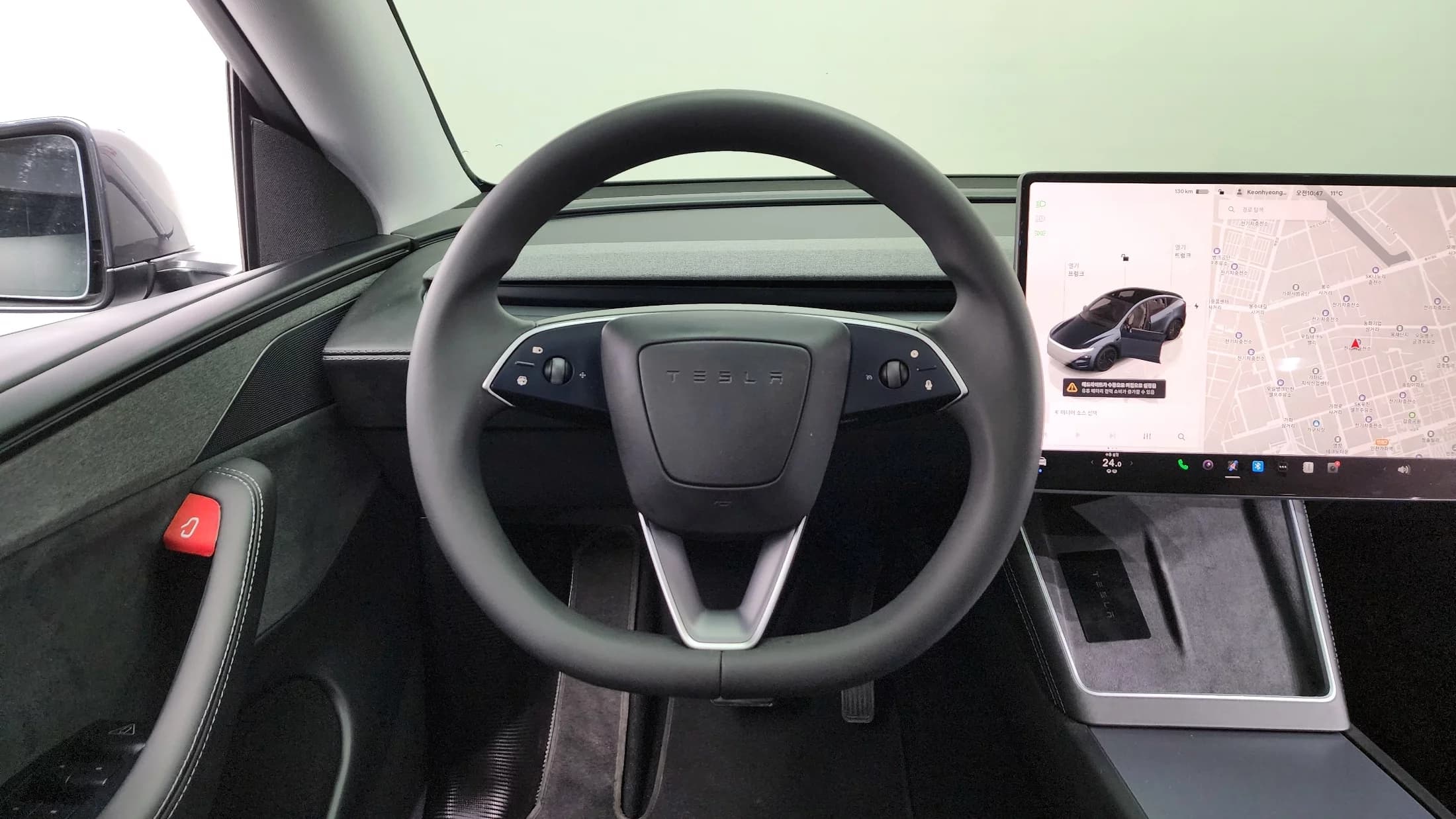 Tesla Model Y Long Range, электромобиль, 2025 г. 21637 км. — фото 13