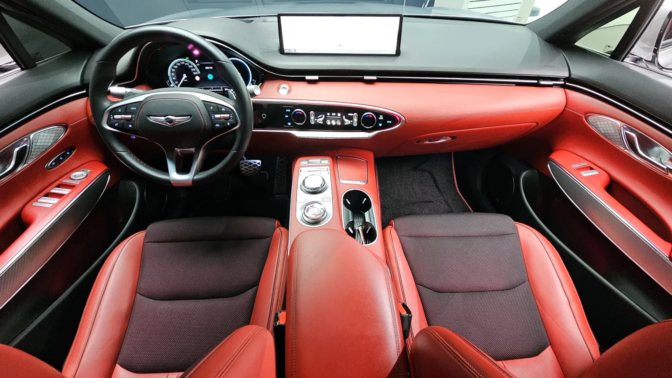 Genesis GV70 2.5T Gasoline AWD, 2023 г. 44947 км. — фото 7