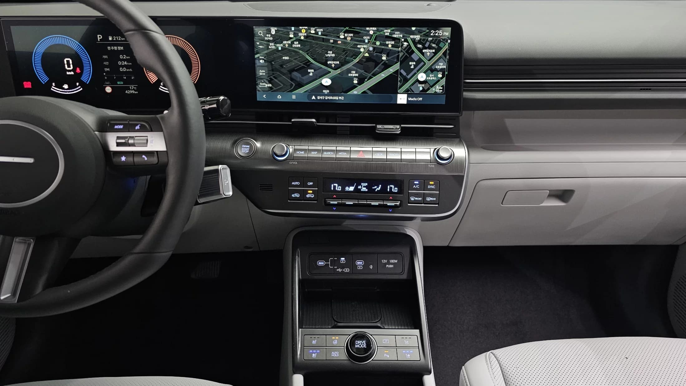 Hyundai Kona Gasoline 1.6 Turbo 2WD Premium, 2024 г. 4377 км. — фото 13