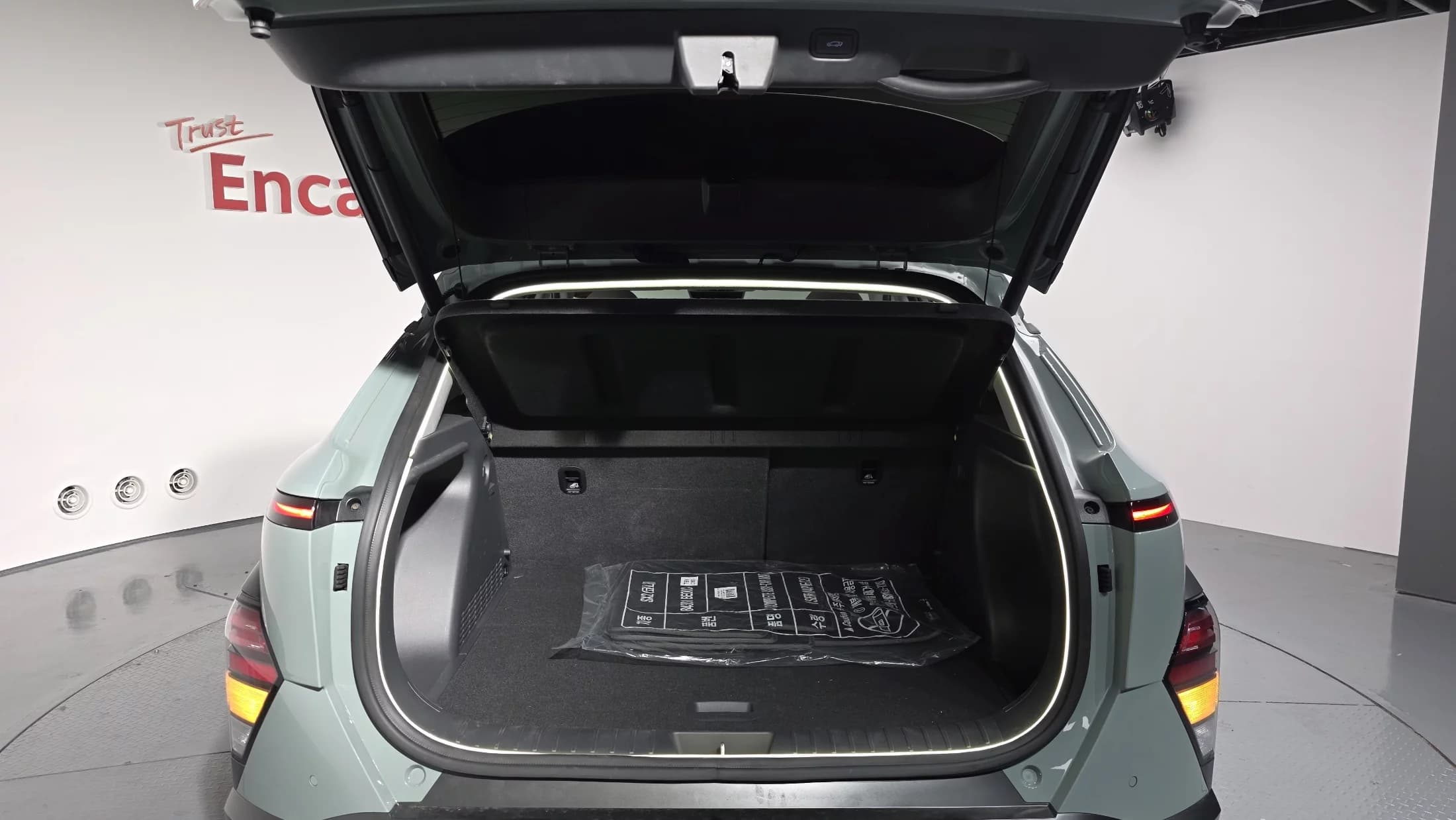 Hyundai Kona Gasoline 1.6 Turbo 2WD Premium, 2024 г. 4377 км. — фото 19