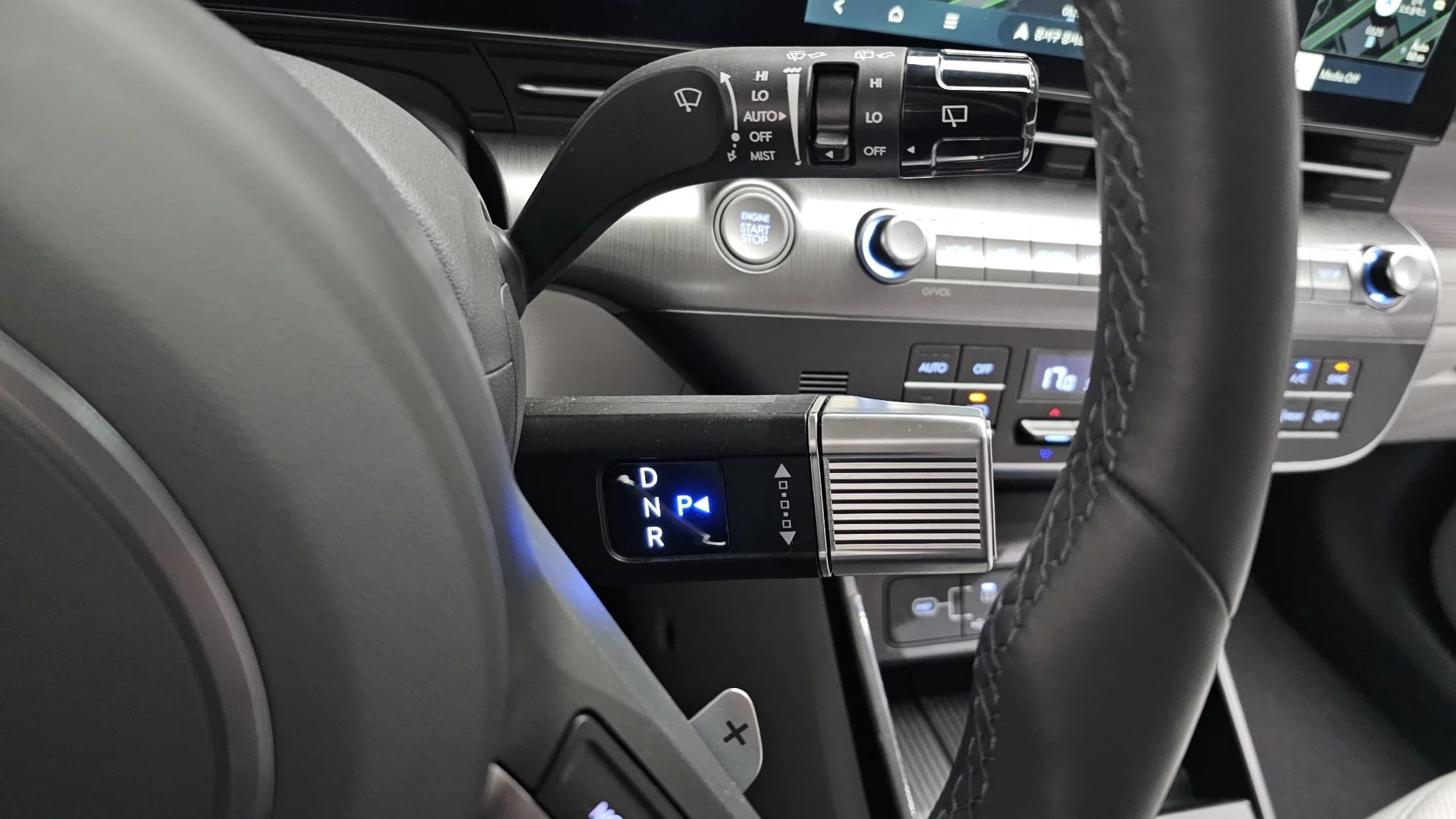 Hyundai Kona Gasoline 1.6 Turbo 2WD Premium, 2024 г. 4377 км. — фото 8