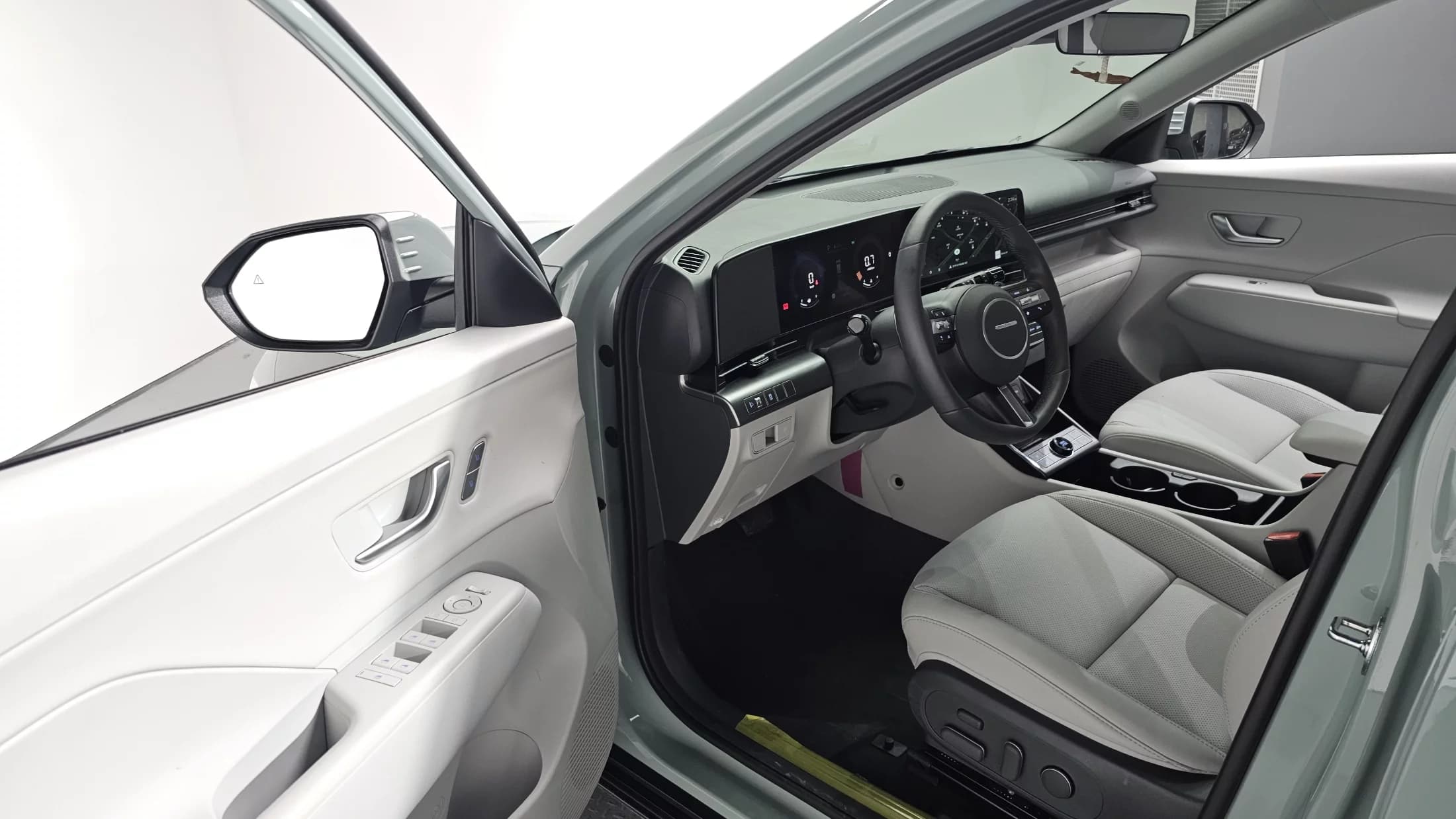 Hyundai Kona Gasoline 1.6 Turbo 2WD Premium, 2024 г. 4377 км. — фото 10
