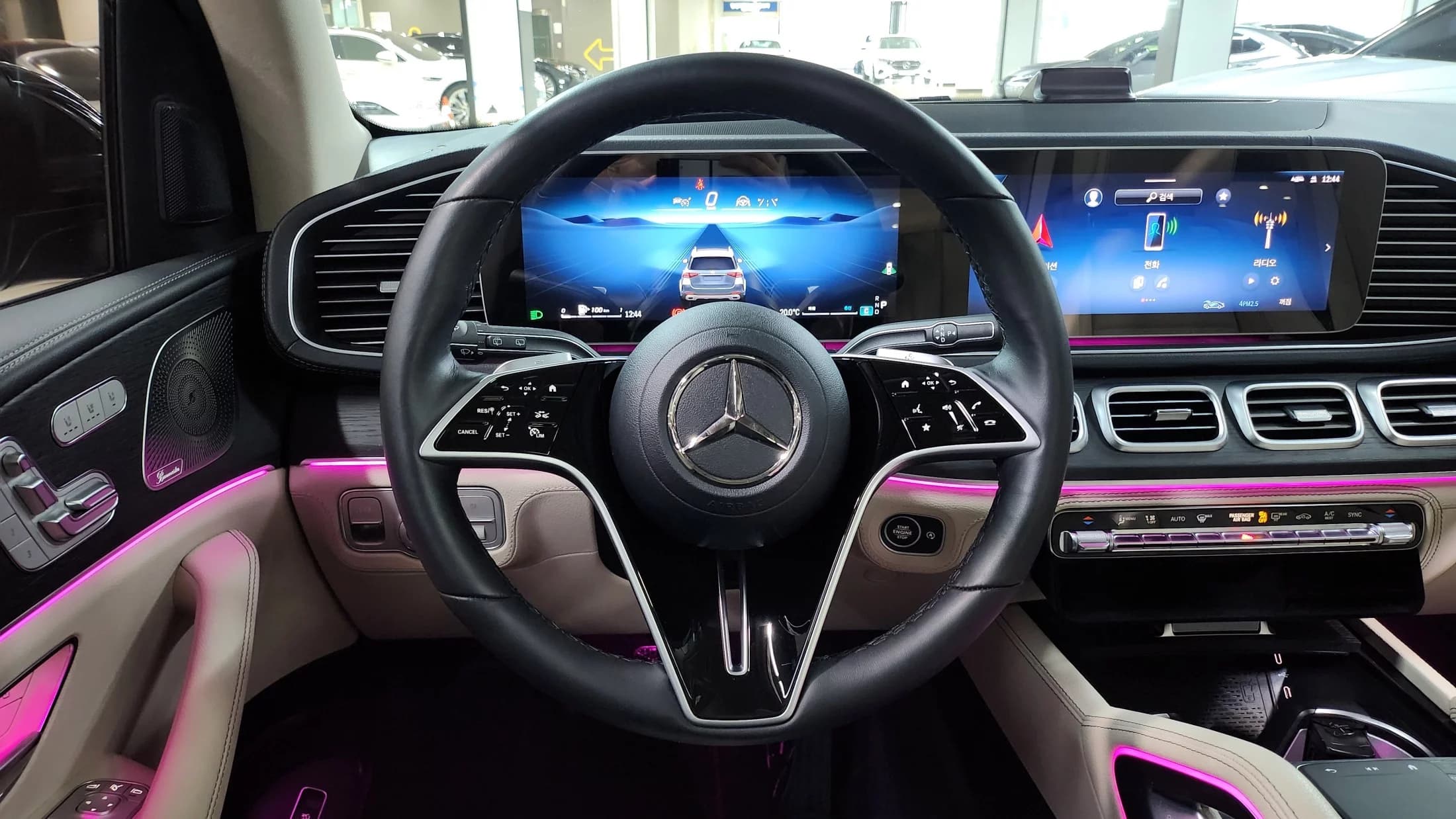Mercedes-Benz GLE-Class GLE450 4MATIC, 2025 г. 17880 км. — фото 13